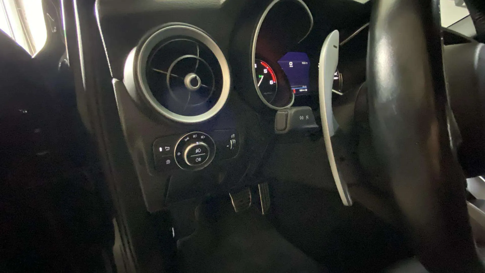 Alfa Romeo Stelvio 2.2 Diesel Sprint RWD - foto 11