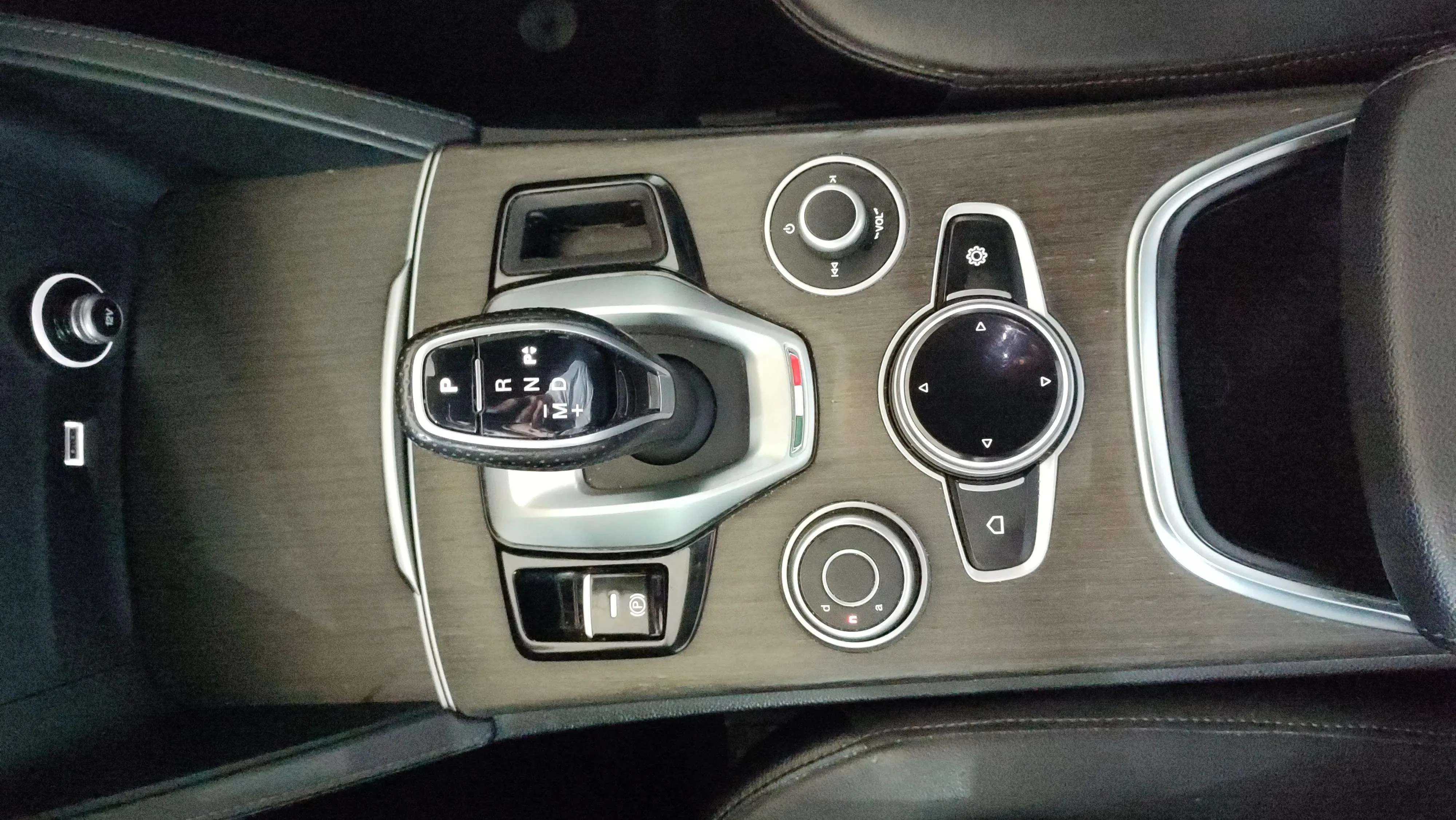 Alfa Romeo Stelvio 2.2 Diésel TI Q4 - foto 17