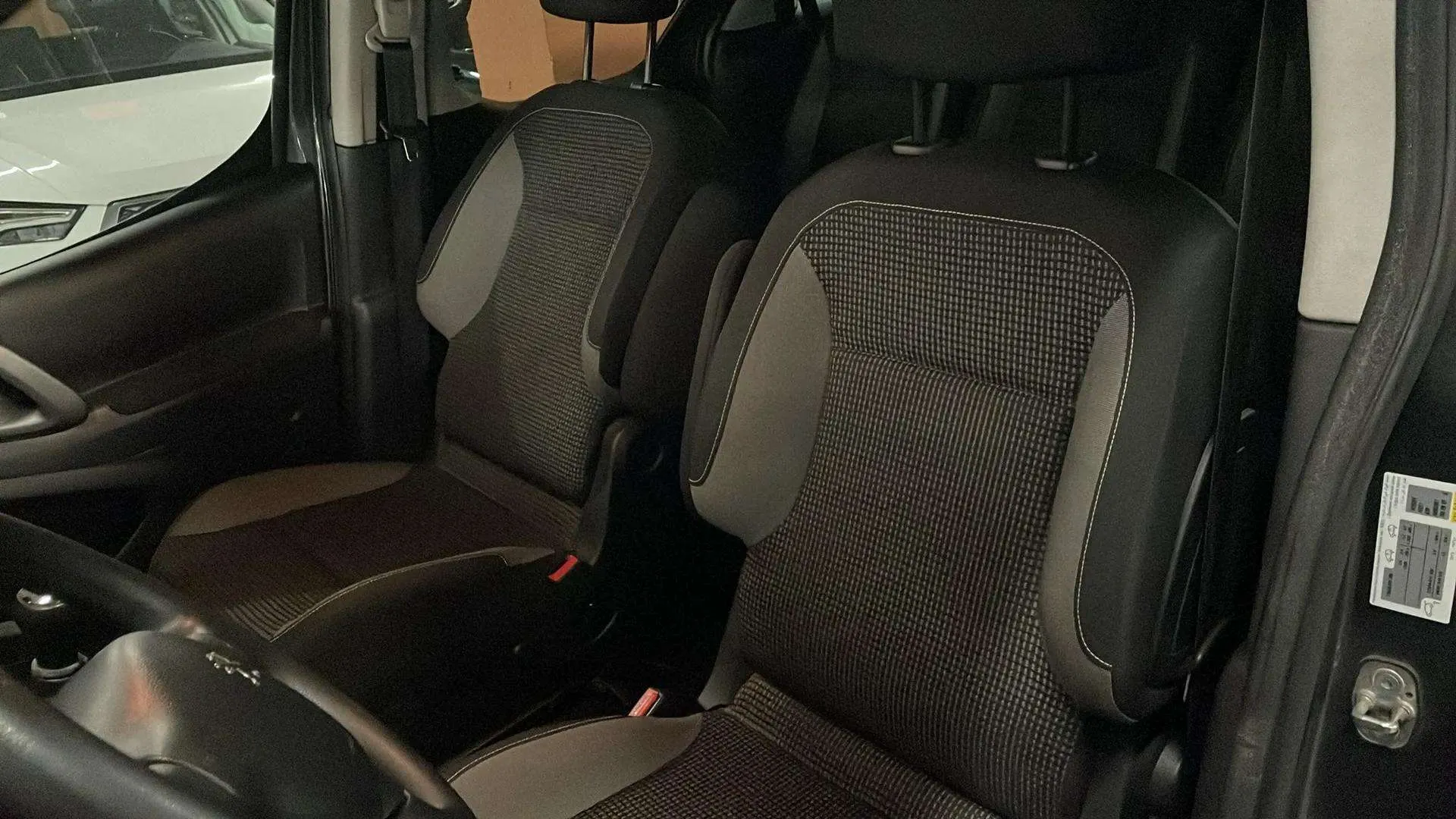 Peugeot Partner Tepee Active 1.2 PureTech 110 - foto 26