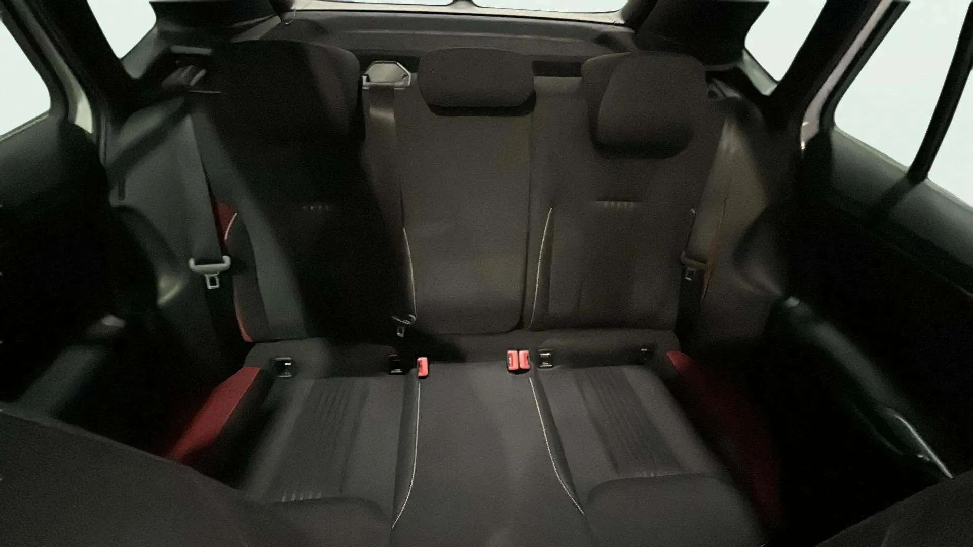 Škoda Kamiq 1.0 TSI DSG Montecarlo - foto 15