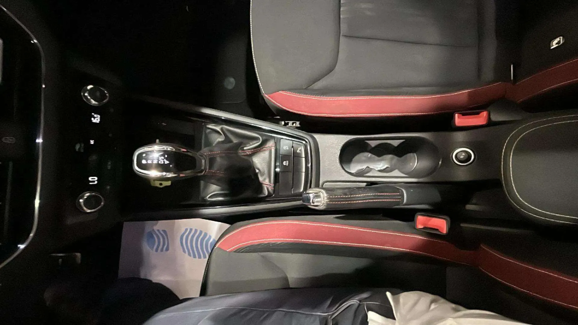 Škoda Kamiq 1.0 TSI DSG Montecarlo - foto 24