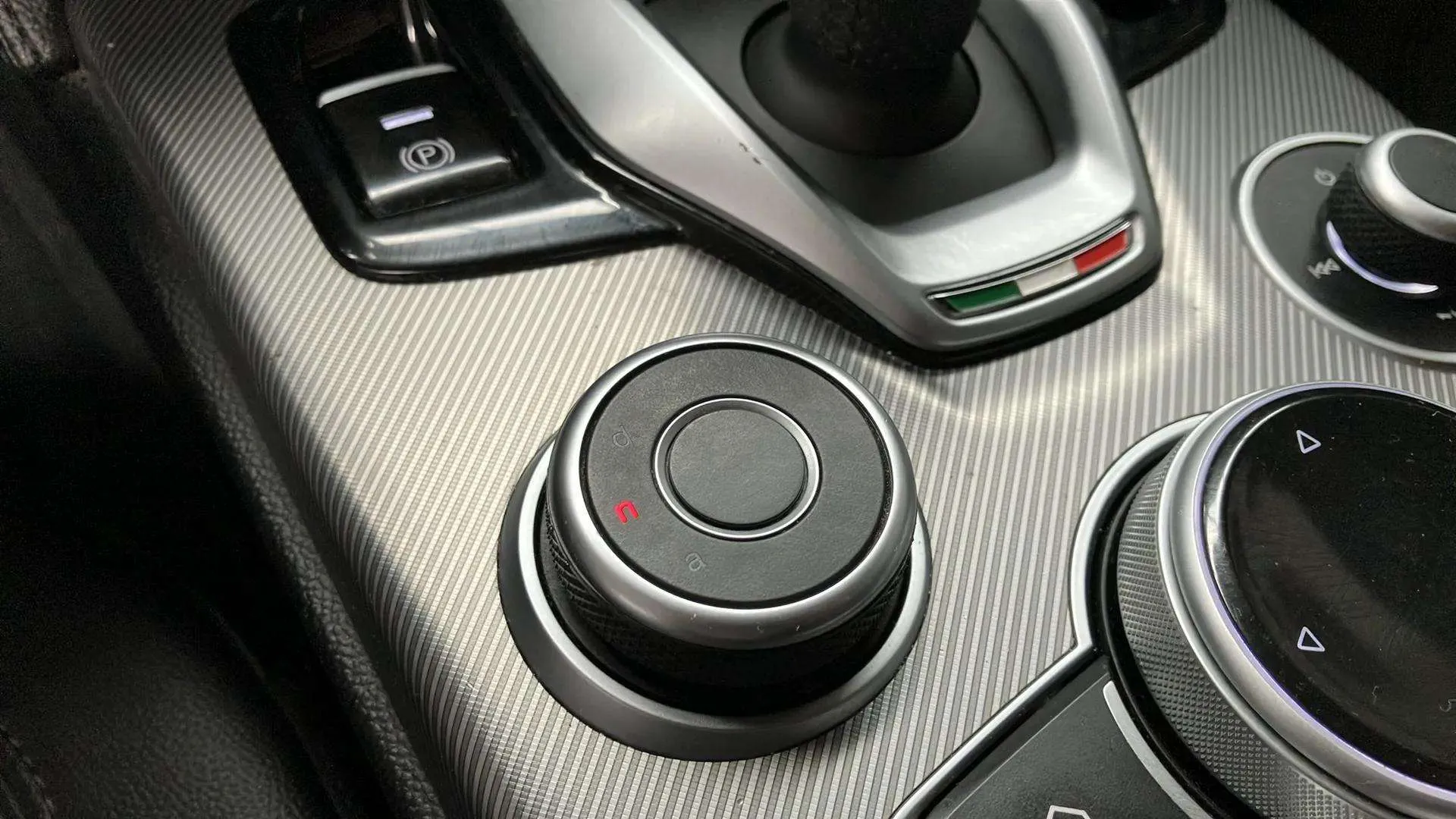 Alfa Romeo Stelvio 2.2 Diesel Sprint RWD - foto 24