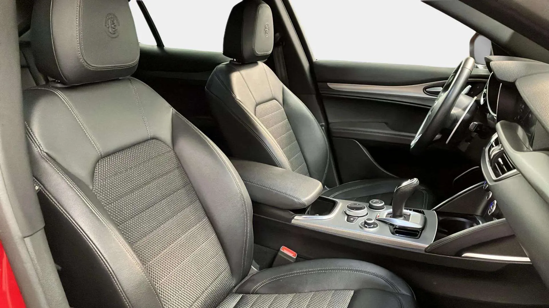 Alfa Romeo Stelvio 2.2 Diesel Sprint RWD - foto 13