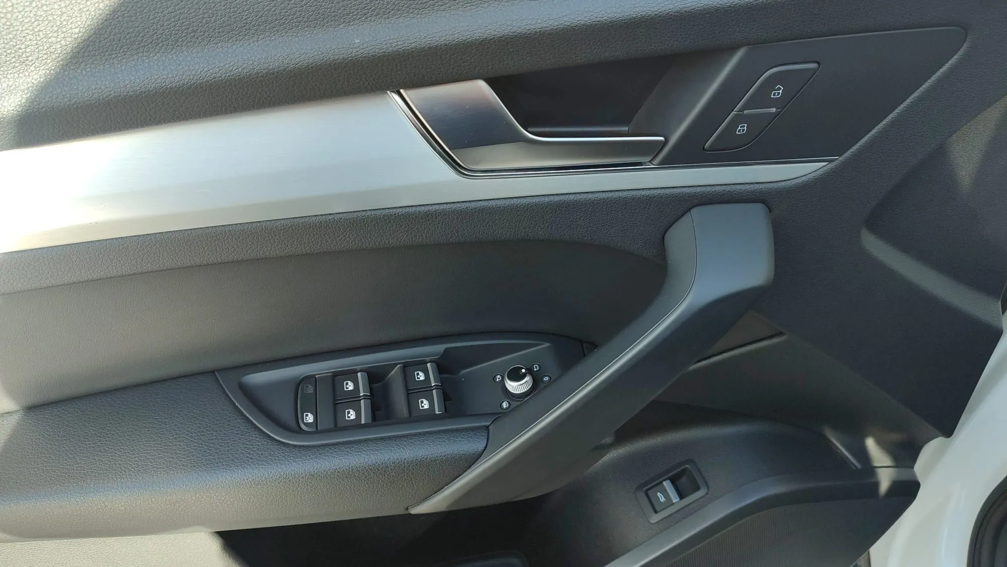 Audi Q5 S line 40 TDI quattro-ultra - foto 24