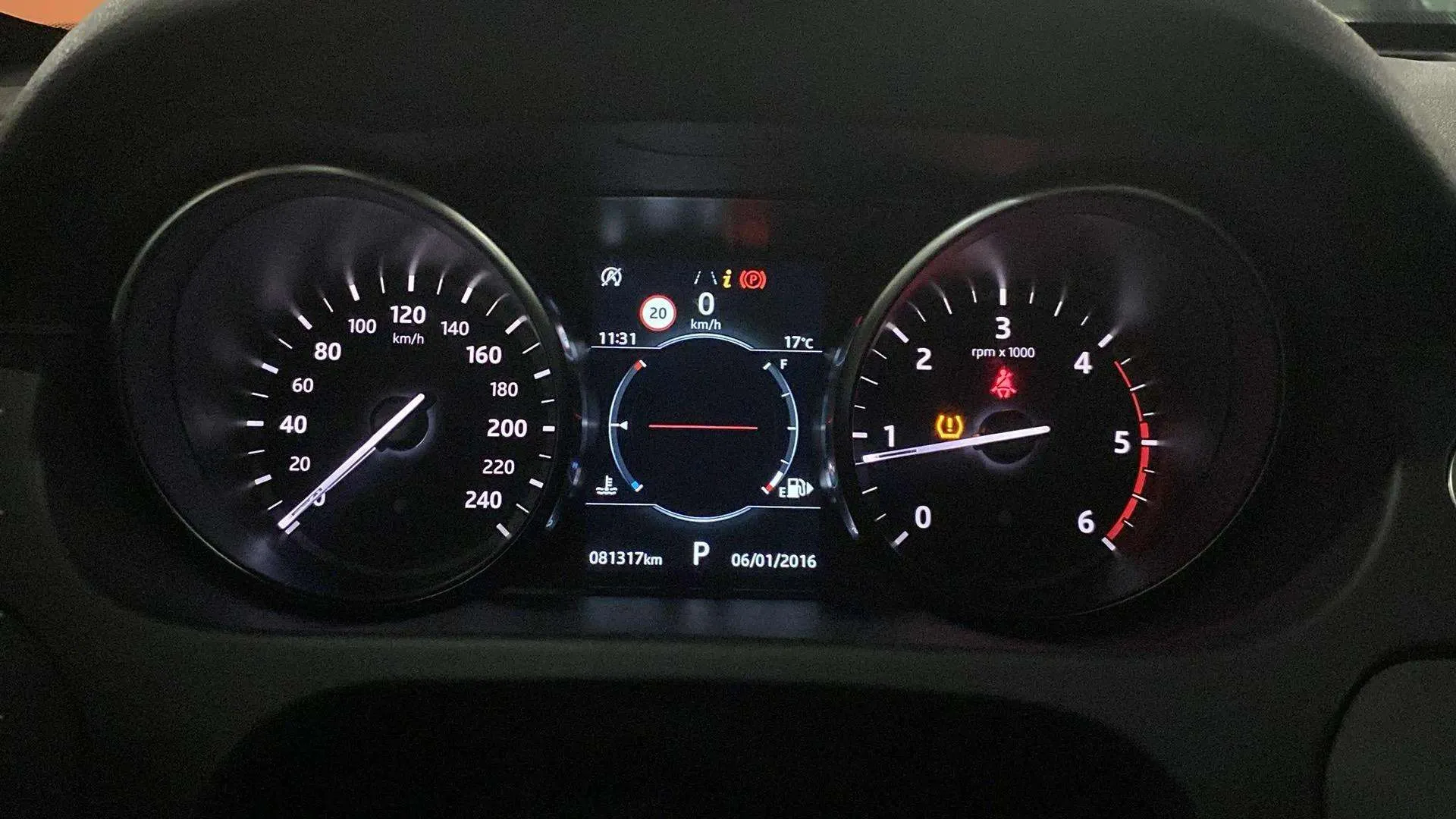 Land Rover Discovery Sport 2.0L SD4 HSE 4WD - foto 15