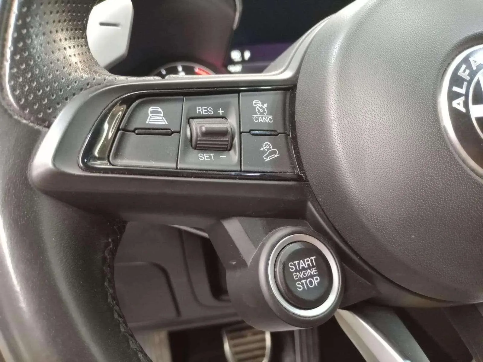 Alfa Romeo Stelvio 2.0 Gasolina Sprint Q4 - foto 15