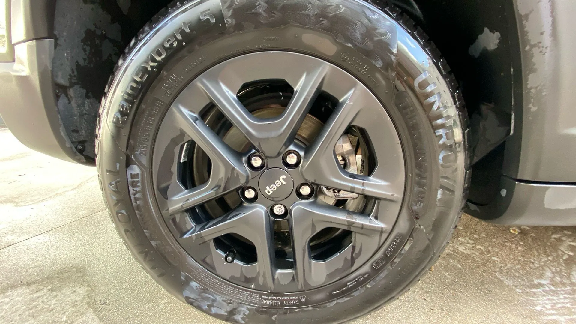 Jeep Compass 1.4 Mair Limited 4x2 - foto 21