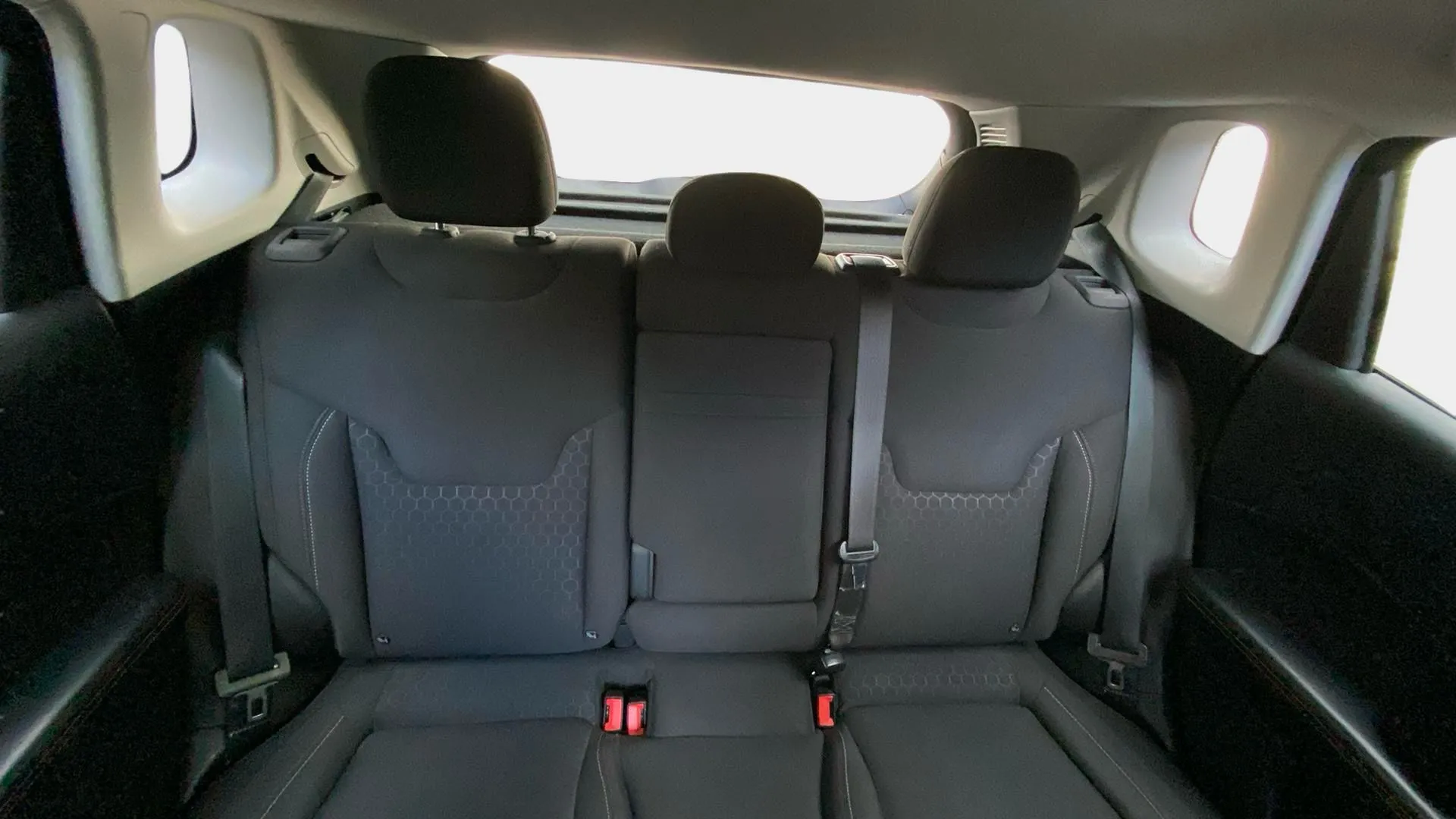 Jeep Compass 1.4 Mair Limited 4x2 - foto 24