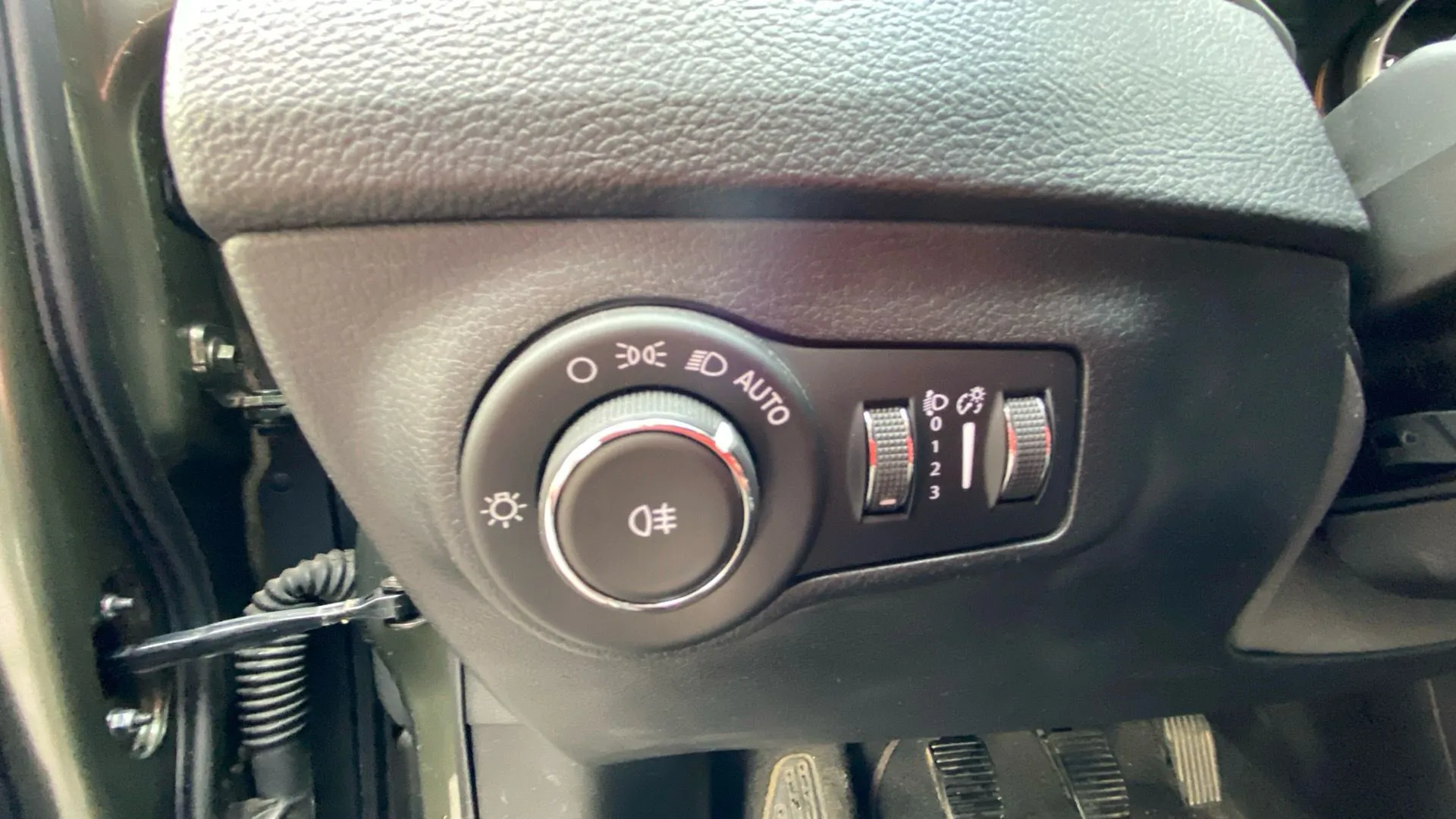 Jeep Compass 1.4 Mair Limited 4x2 - foto 23