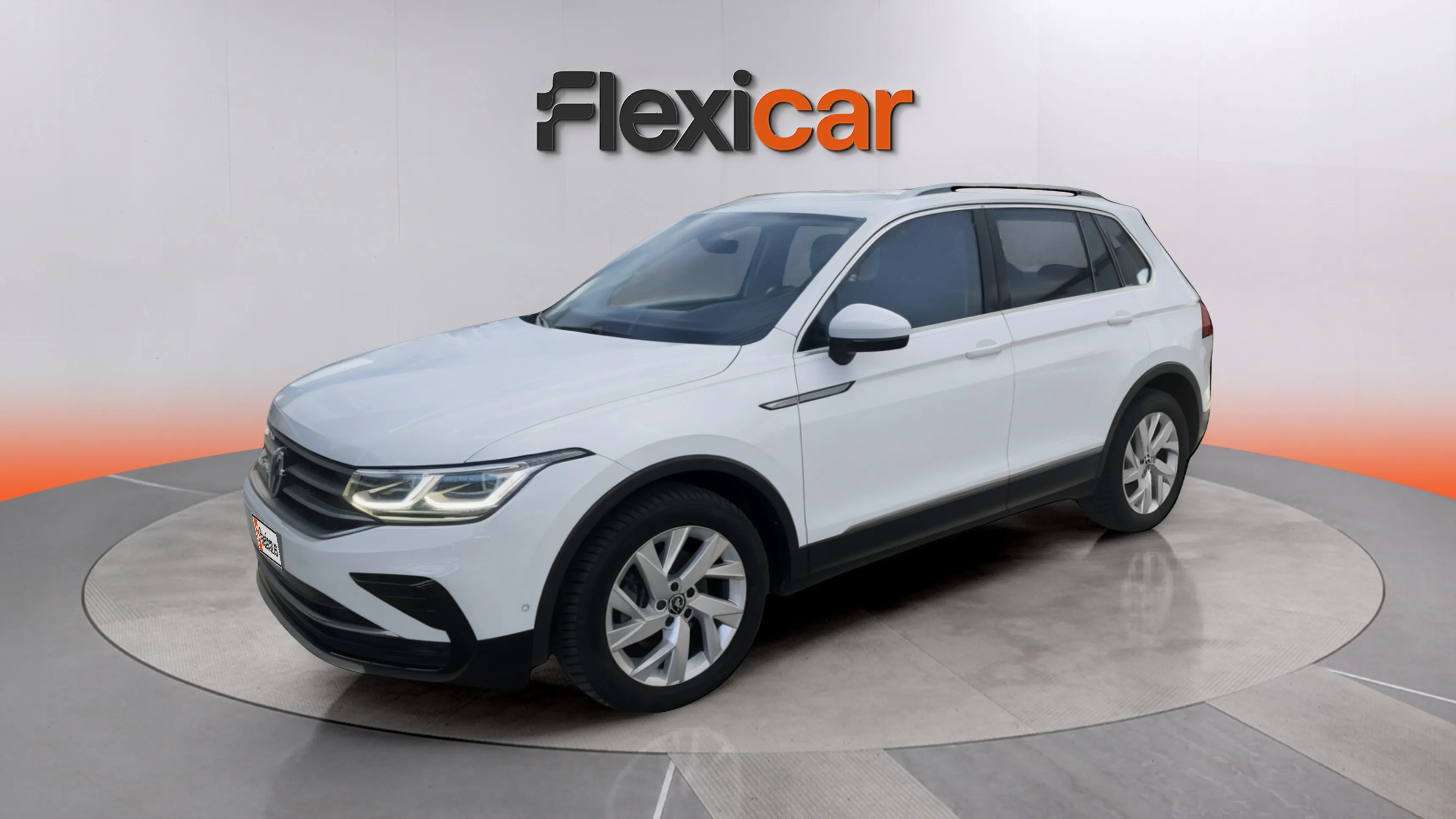 Volkswagen Tiguan Life 2.0 TDI DSG - foto 3