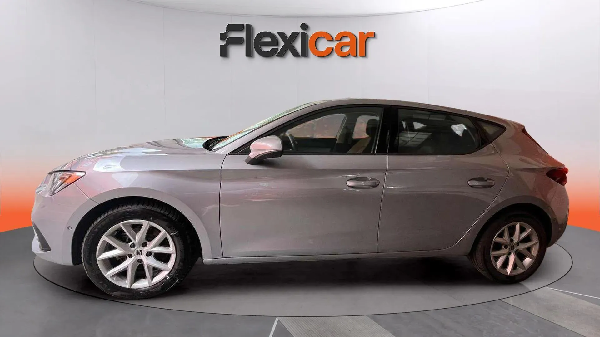 SEAT León 2.0 TDI DSG-7 Style - foto 5