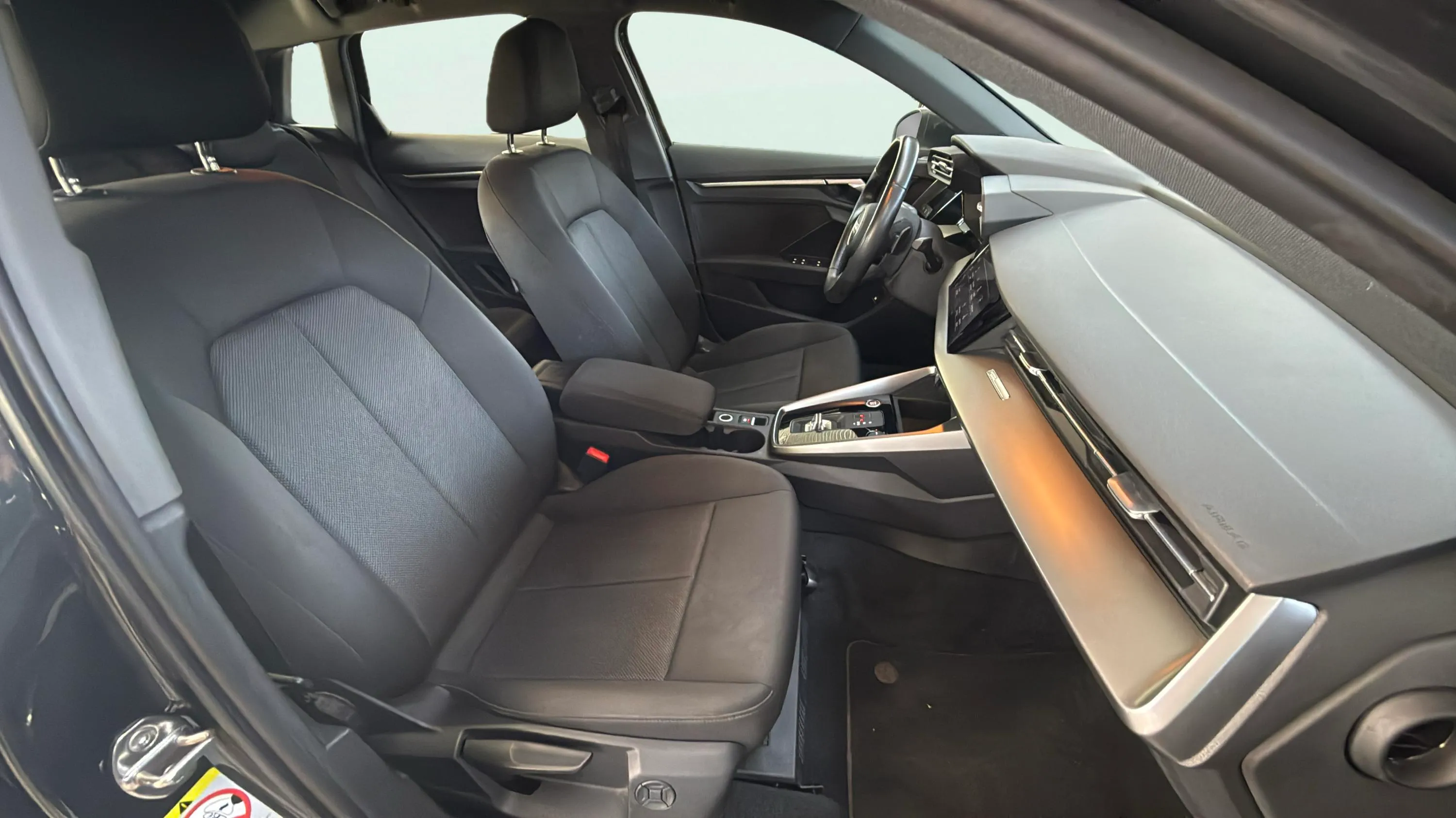 Audi A3 Sportback 30 TDI S tronic - foto 9