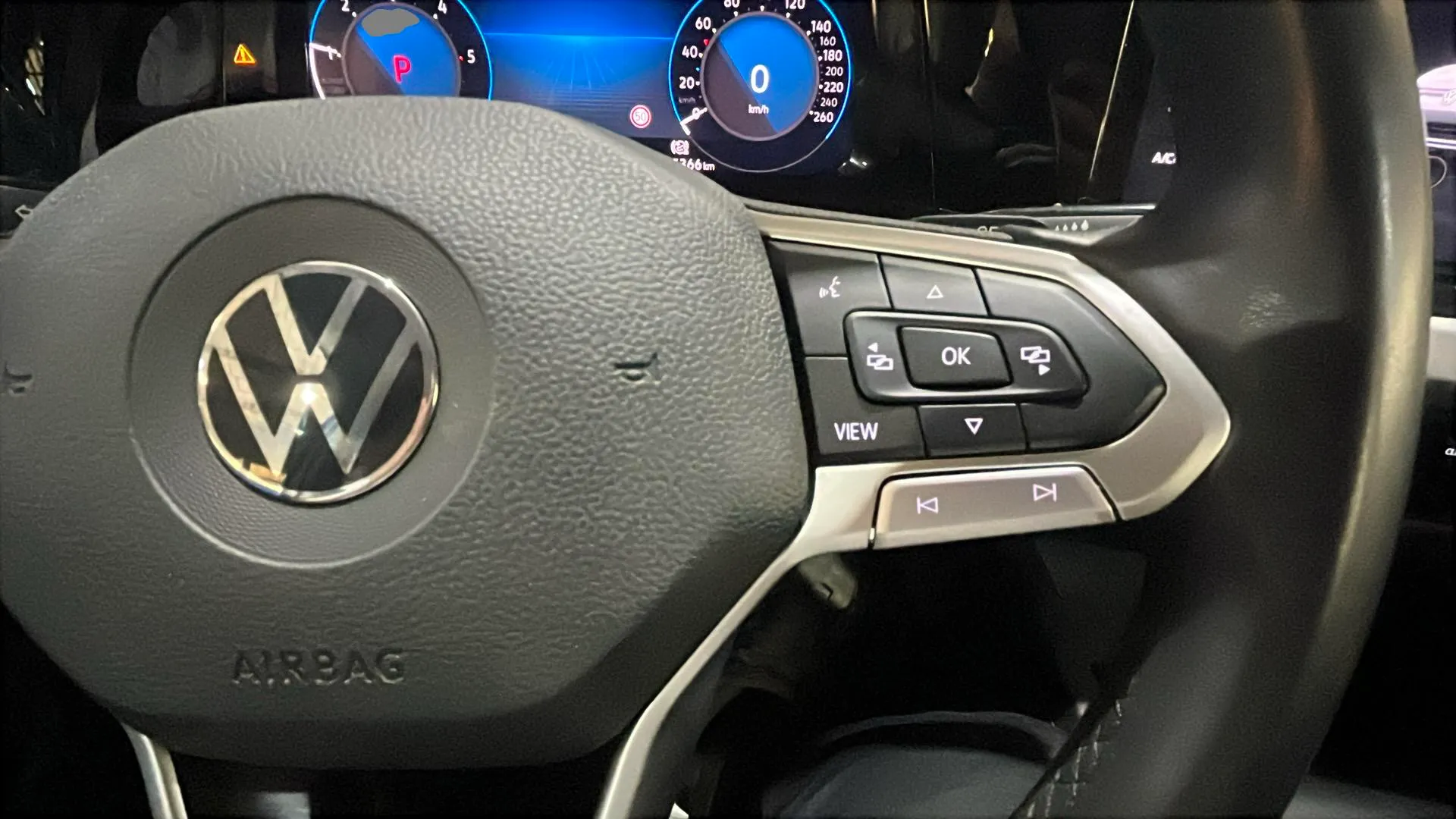 Volkswagen Golf Life 2.0 TDI DSG - foto 16