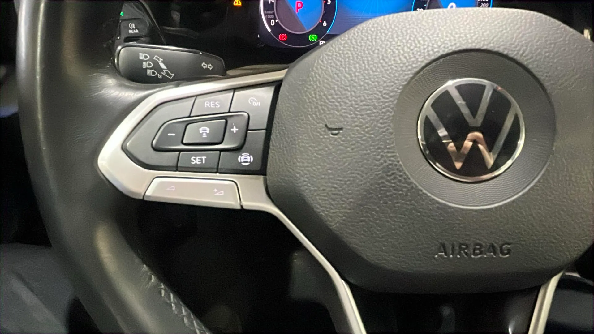 Volkswagen Golf Life 2.0 TDI DSG - foto 15