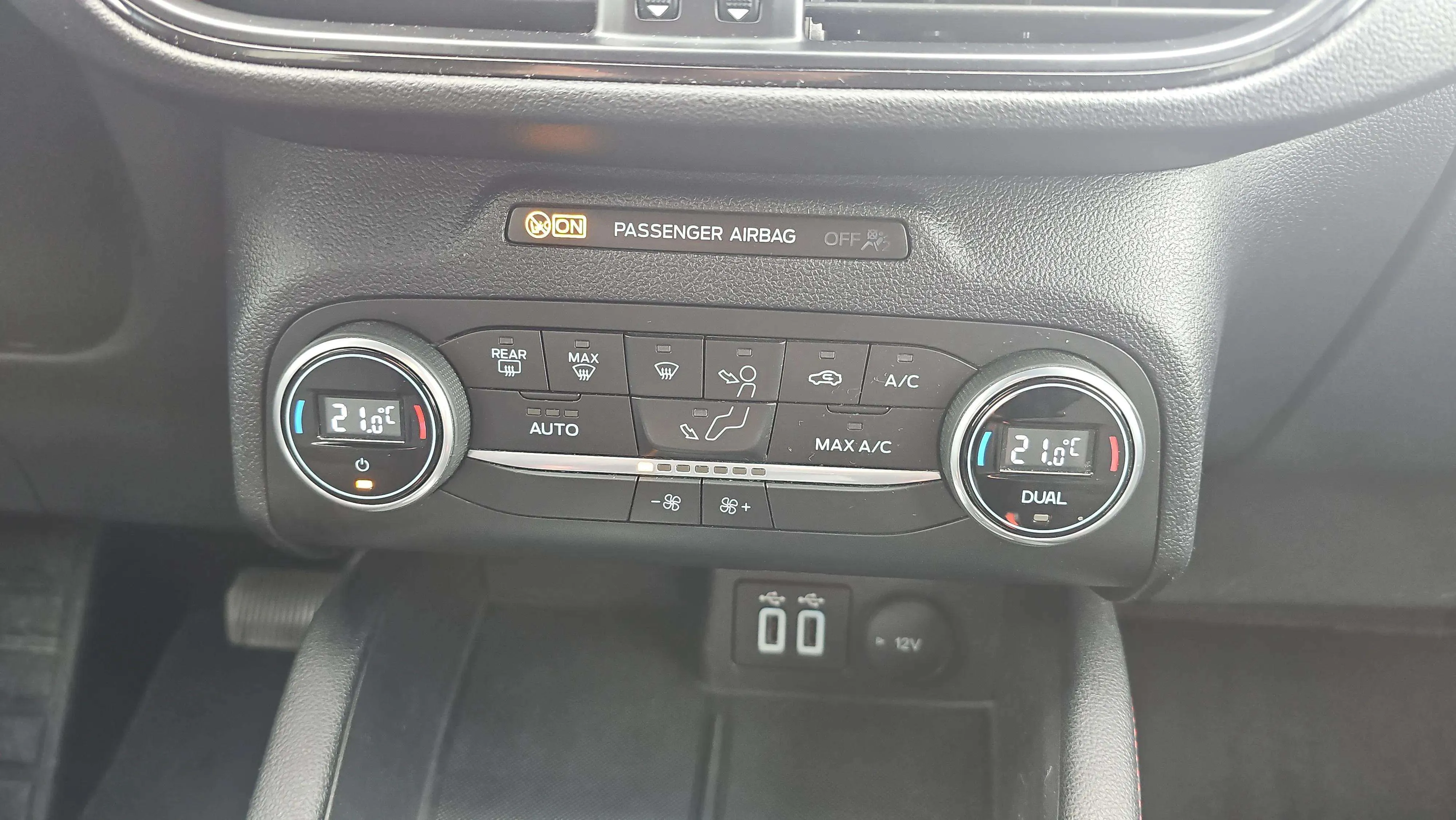 Ford Kuga ST-Line 2.5 Duratec PHEV - foto 24