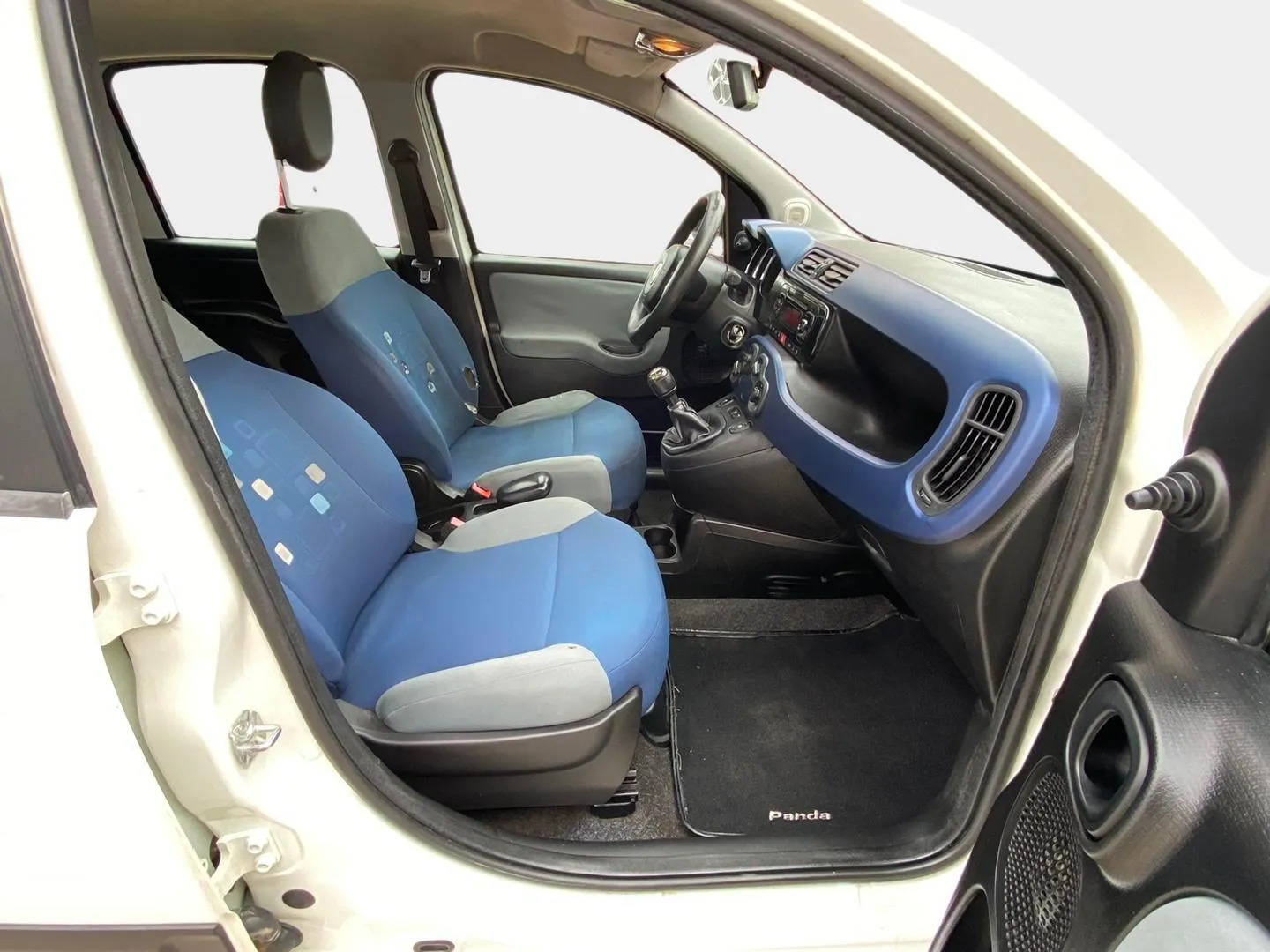 Fiat Panda 1.3 Lounge Diése E5+l - foto 7