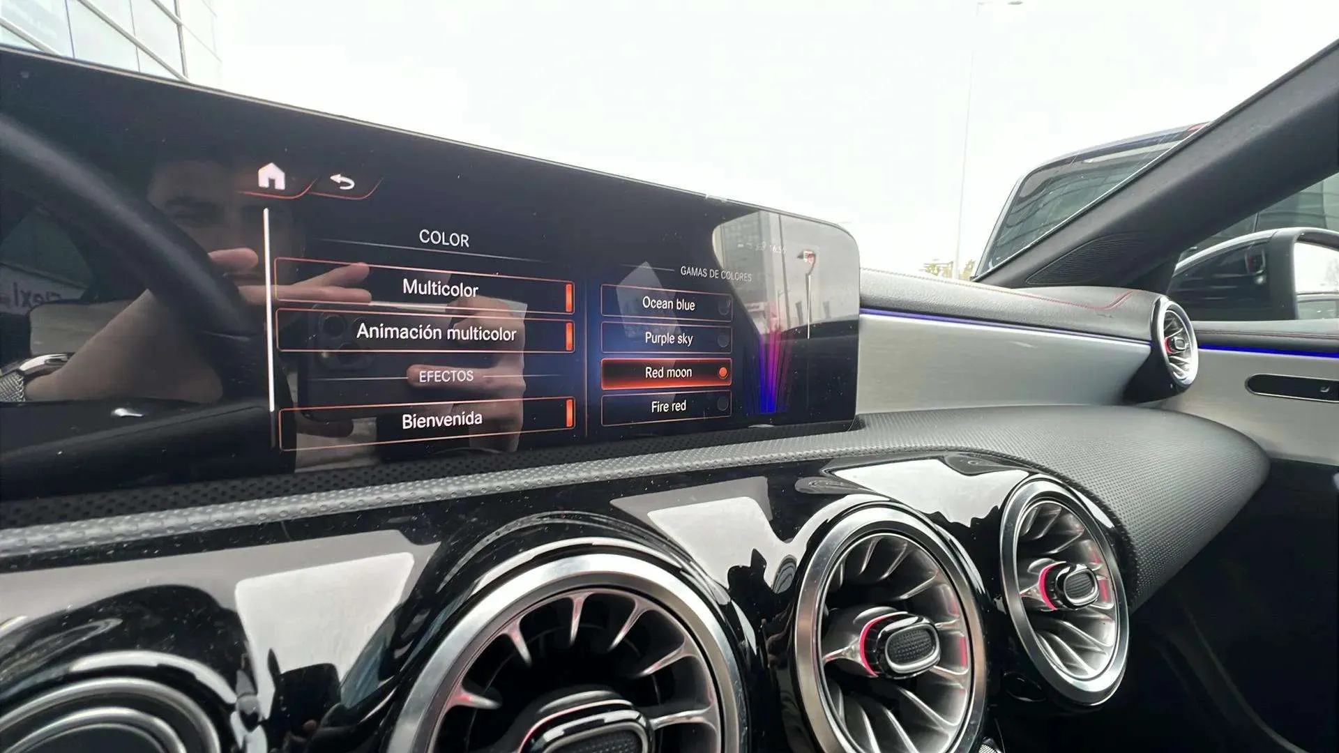 Mercedes-Benz CLA 180 - foto 29