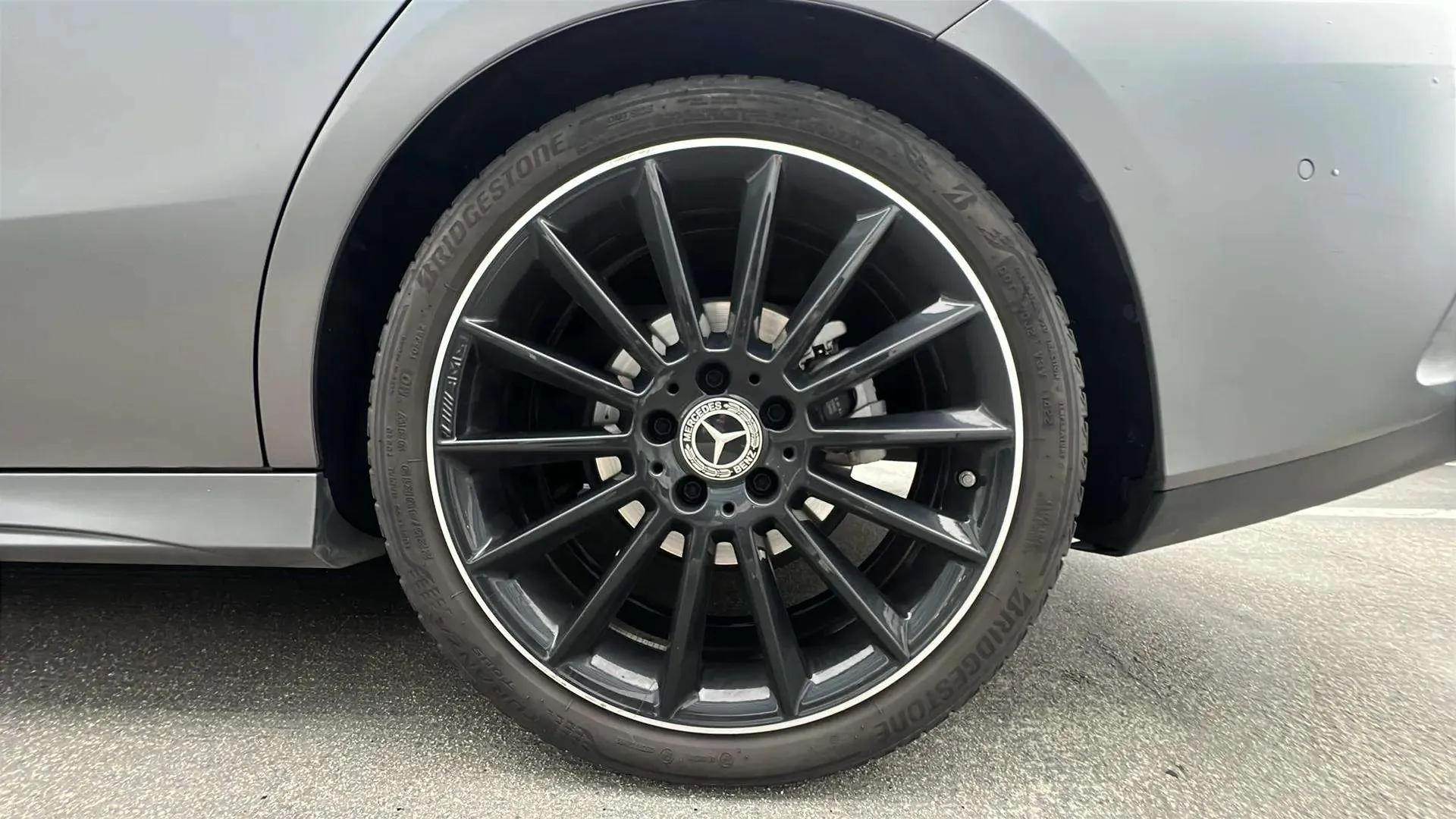 Mercedes-Benz CLA 180 - foto 35