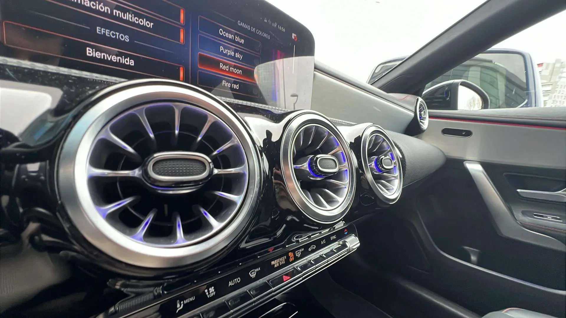 Mercedes-Benz CLA 180 - foto 14