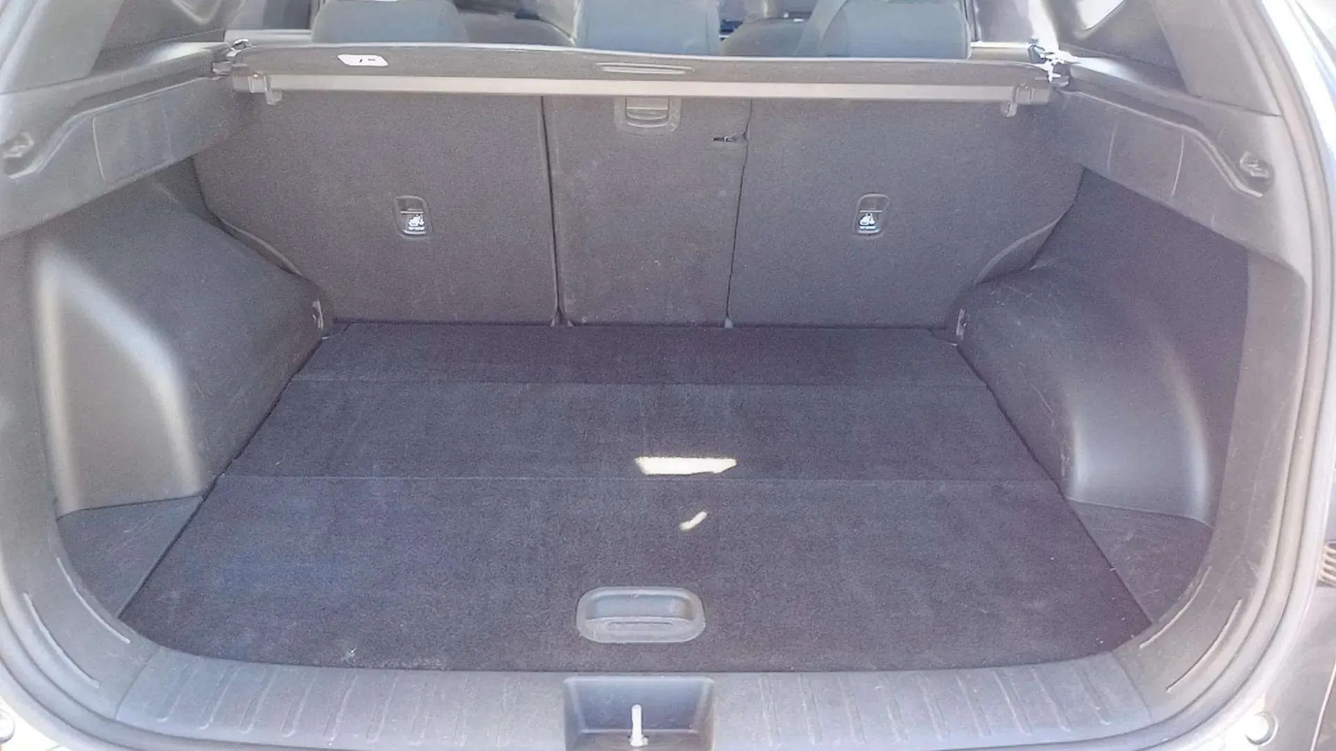 Hyundai Tucson 1.6 CRDi 48V Maxx Safe - foto 9