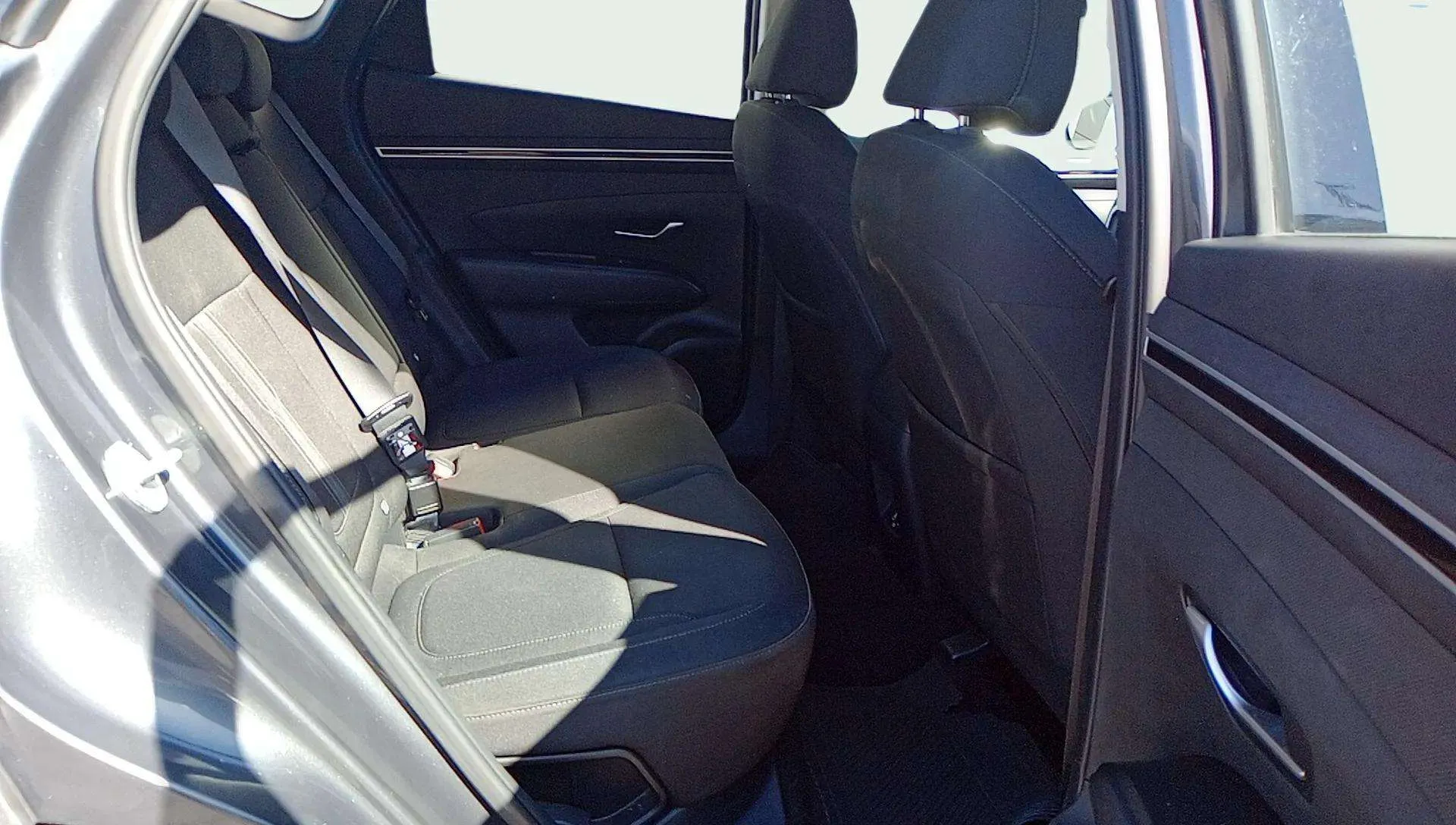 Hyundai Tucson 1.6 CRDi 48V Maxx Safe - foto 12