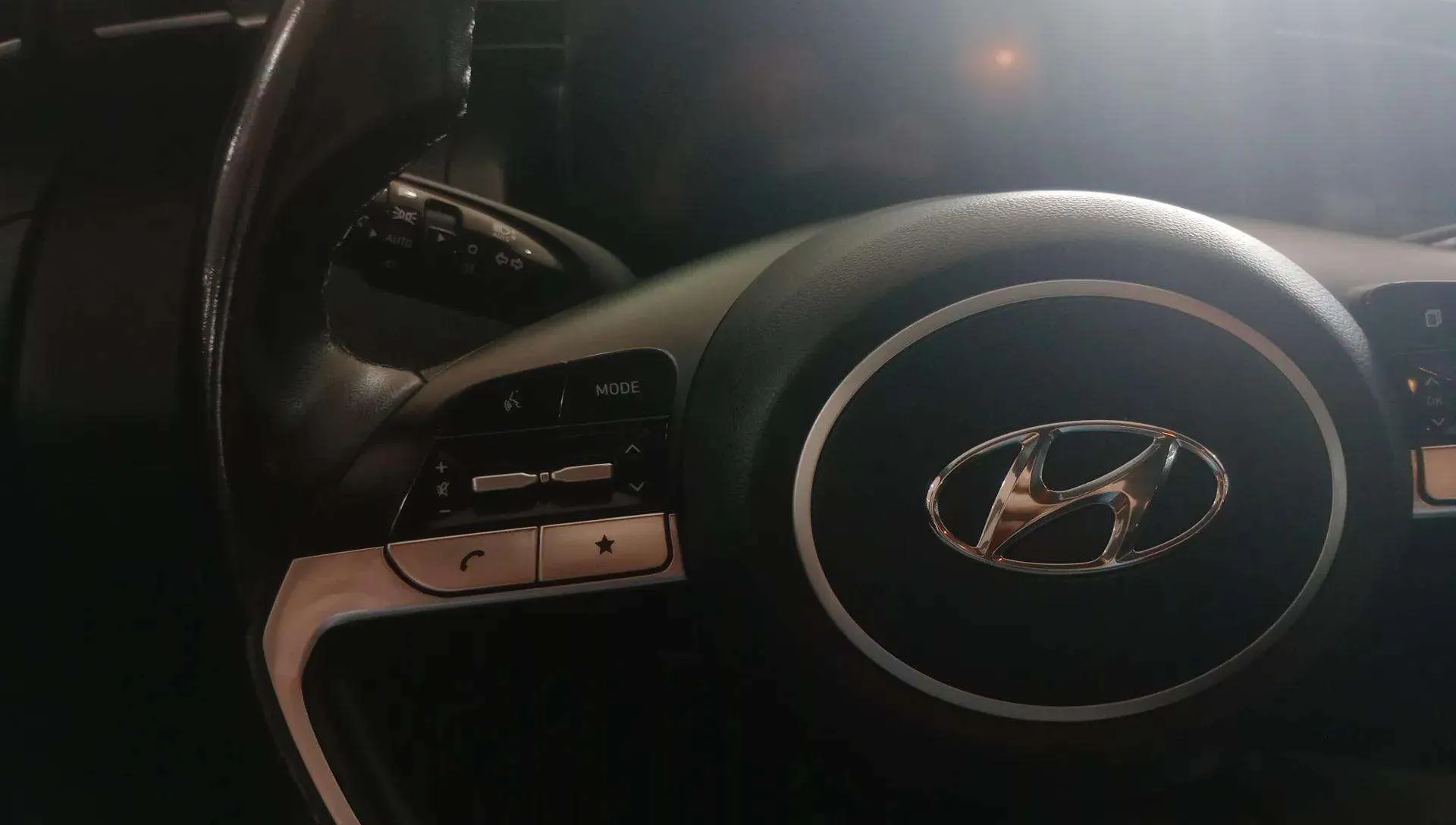 Hyundai Tucson 1.6 CRDi Maxx Safe - foto 15
