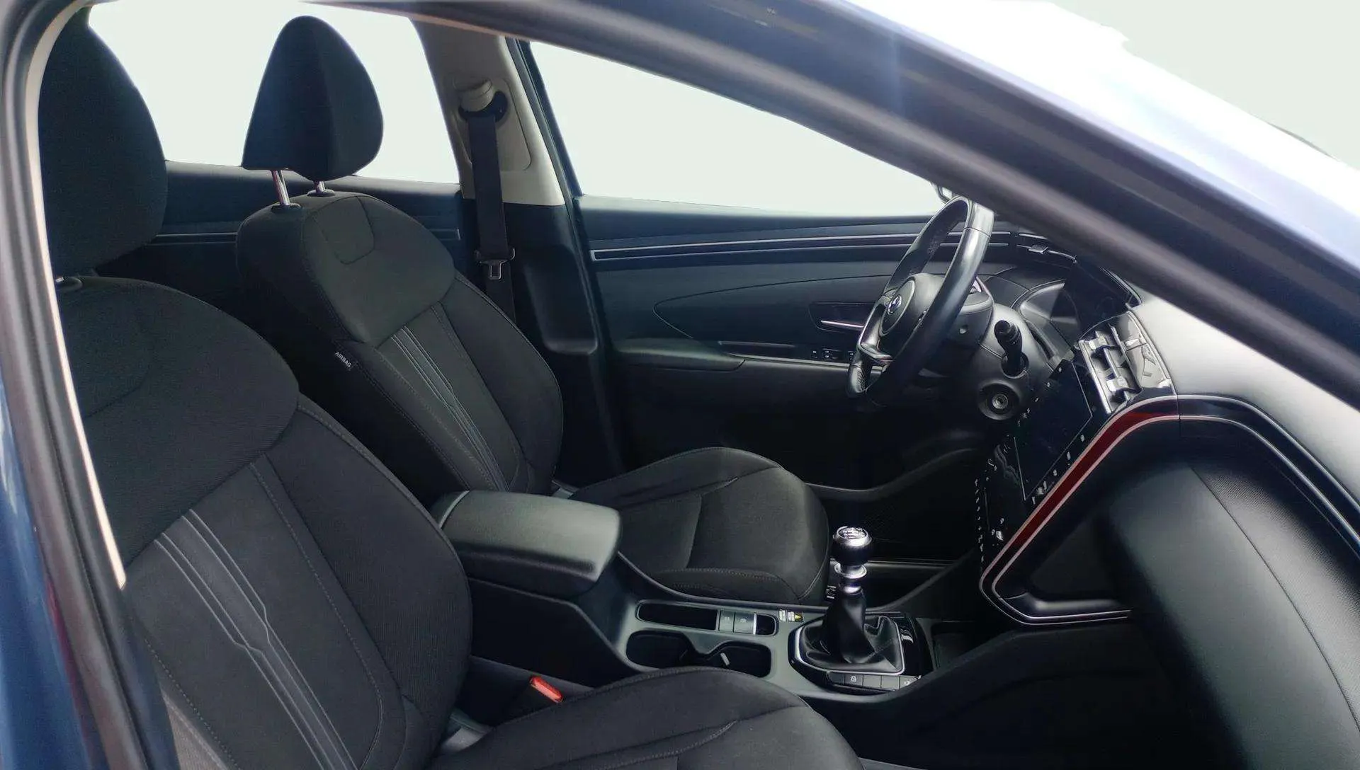 Hyundai Tucson 1.6 CRDi Maxx Safe - foto 11