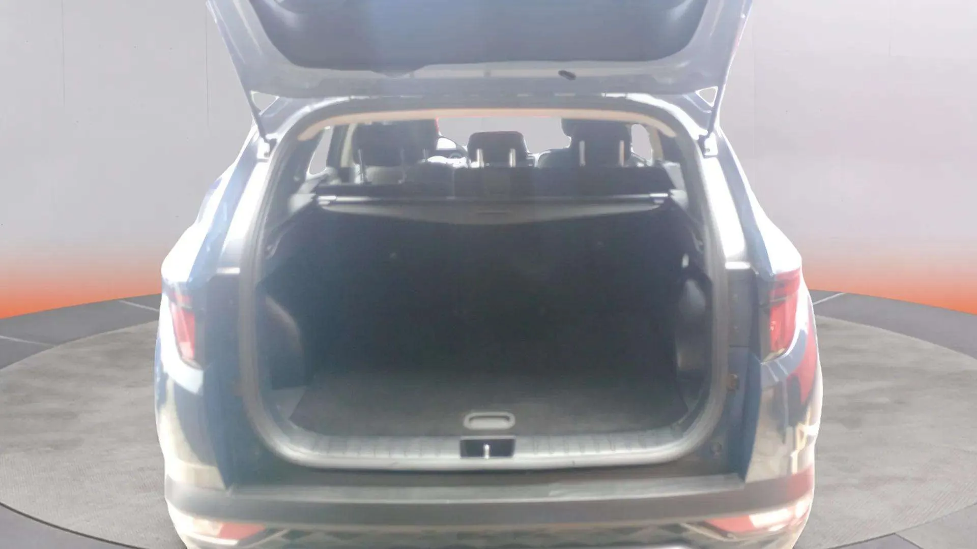 Hyundai Tucson 1.6 CRDi Maxx Safe - foto 6
