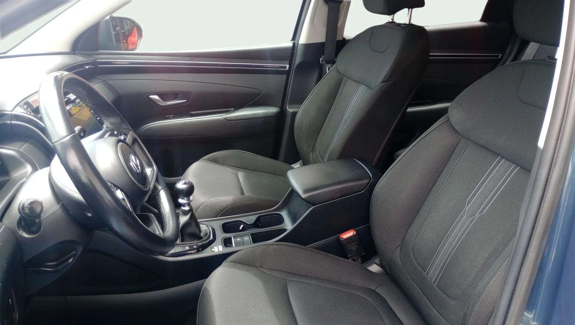 Hyundai Tucson 1.6 CRDi Maxx Safe - foto 12