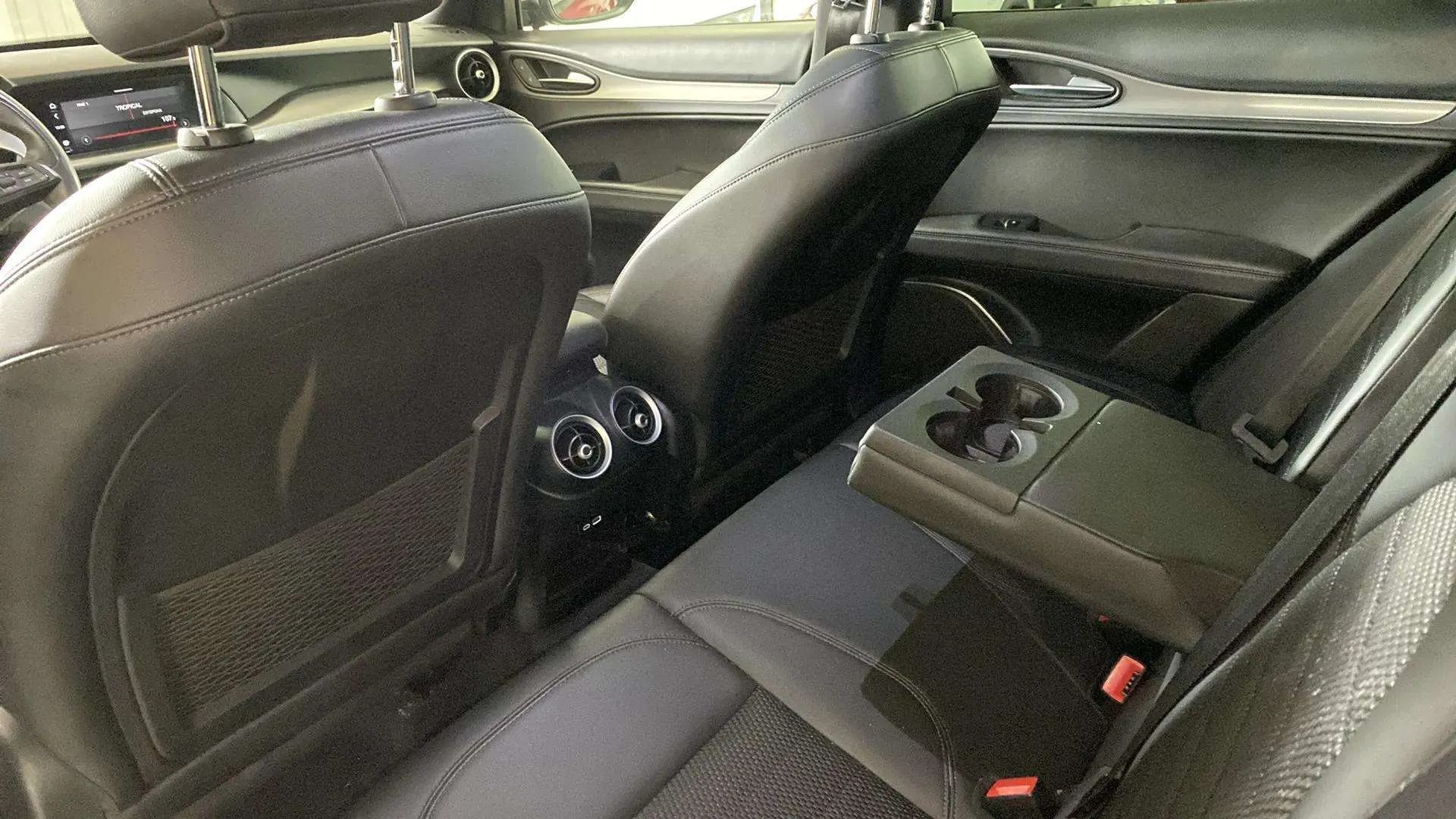 Alfa Romeo Stelvio 2.0 Gasolina Sprint Q4 - foto 20