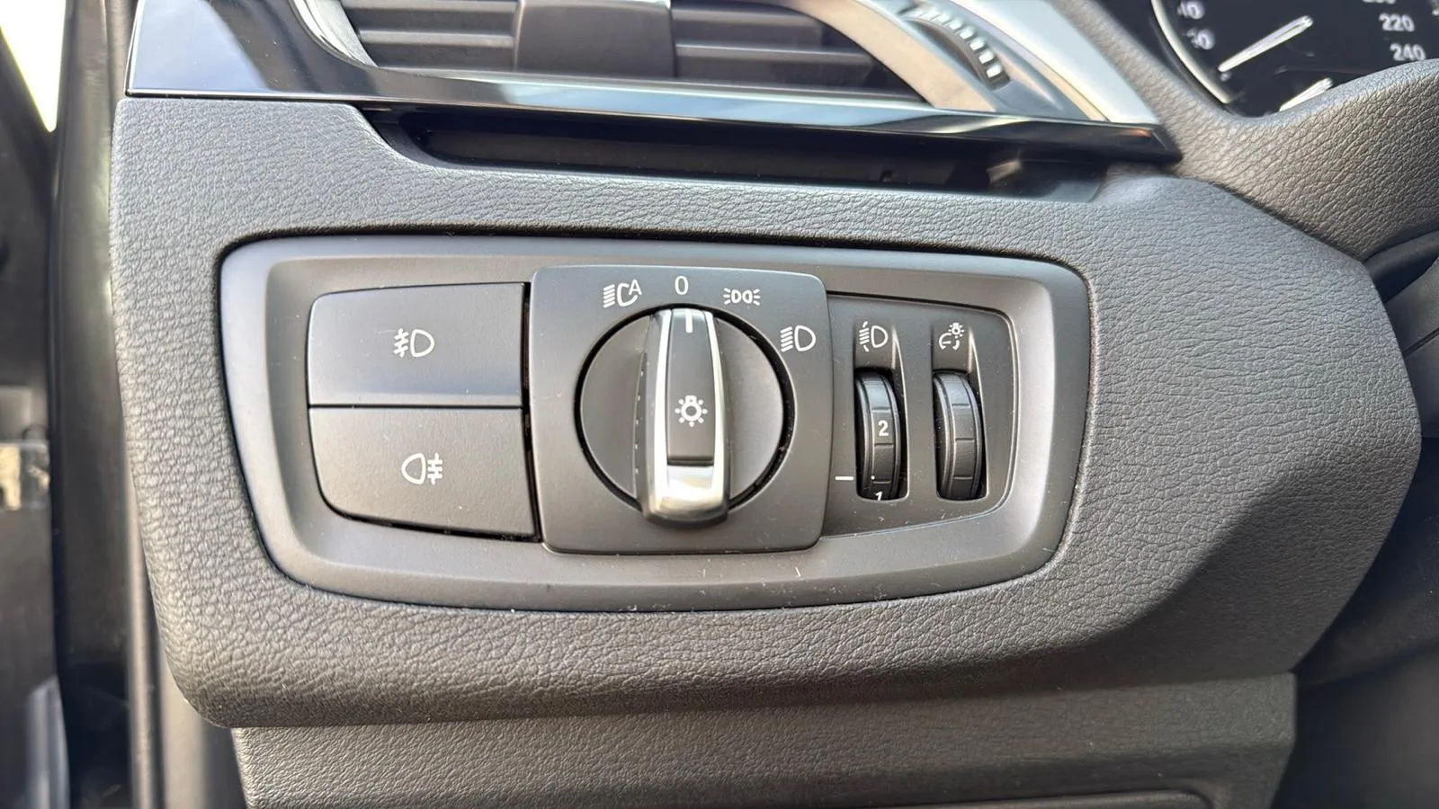 BMW X1 sDrive20dA - foto 22