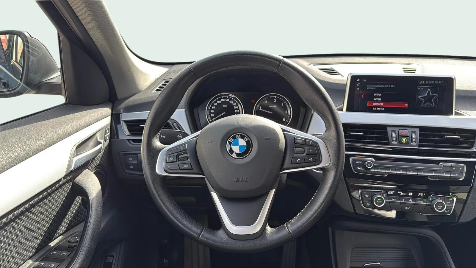 BMW X1 sDrive20dA - foto 8