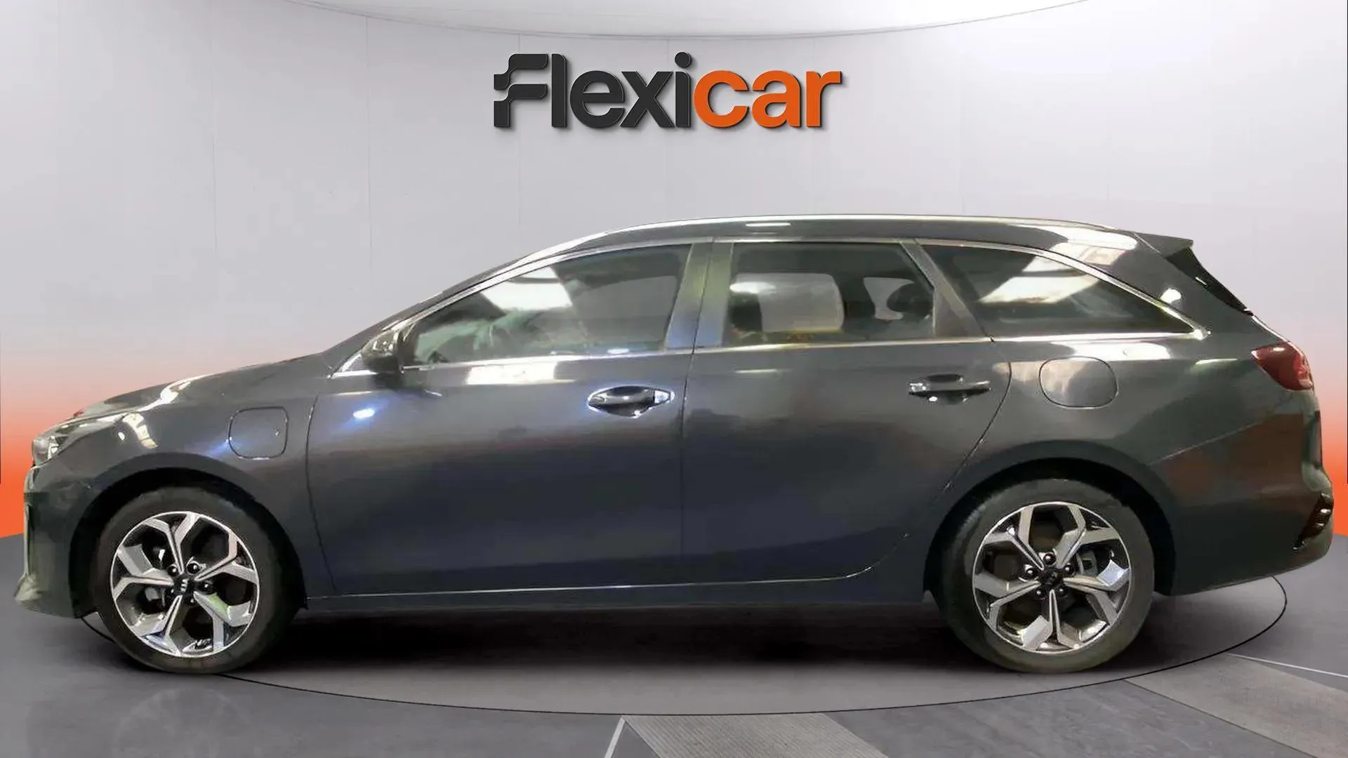 Kia Ceed Tourer 1.6 GDi PHEV E-Tech - foto 4
