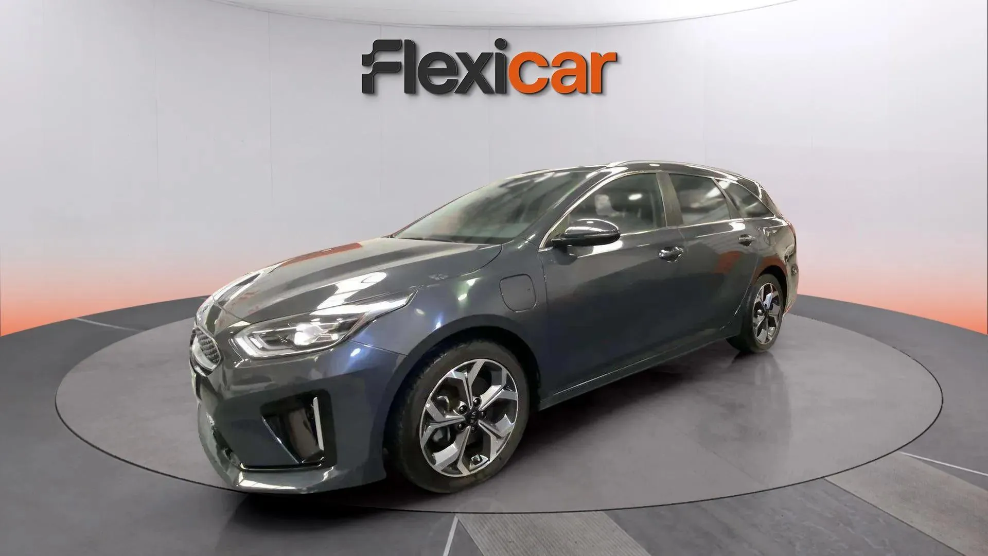 Kia Ceed Tourer 1.6 GDi PHEV E-Tech - foto 3