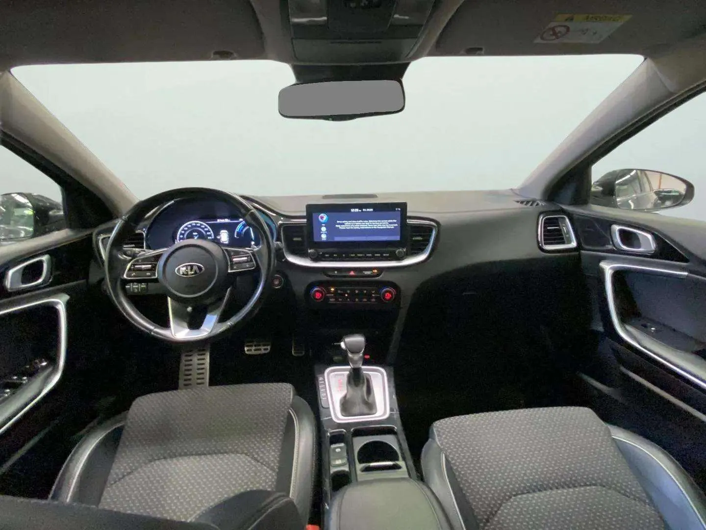 Kia Ceed Tourer 1.6 GDi PHEV E-Tech - foto 9