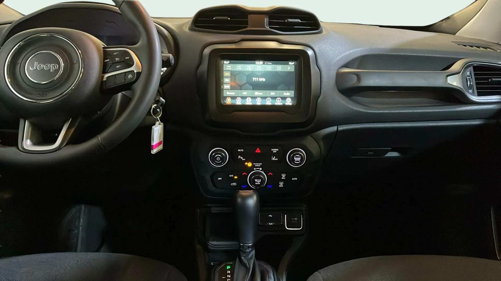 Jeep Renegade eHybrid 1.5 Limited ATX - foto 12
