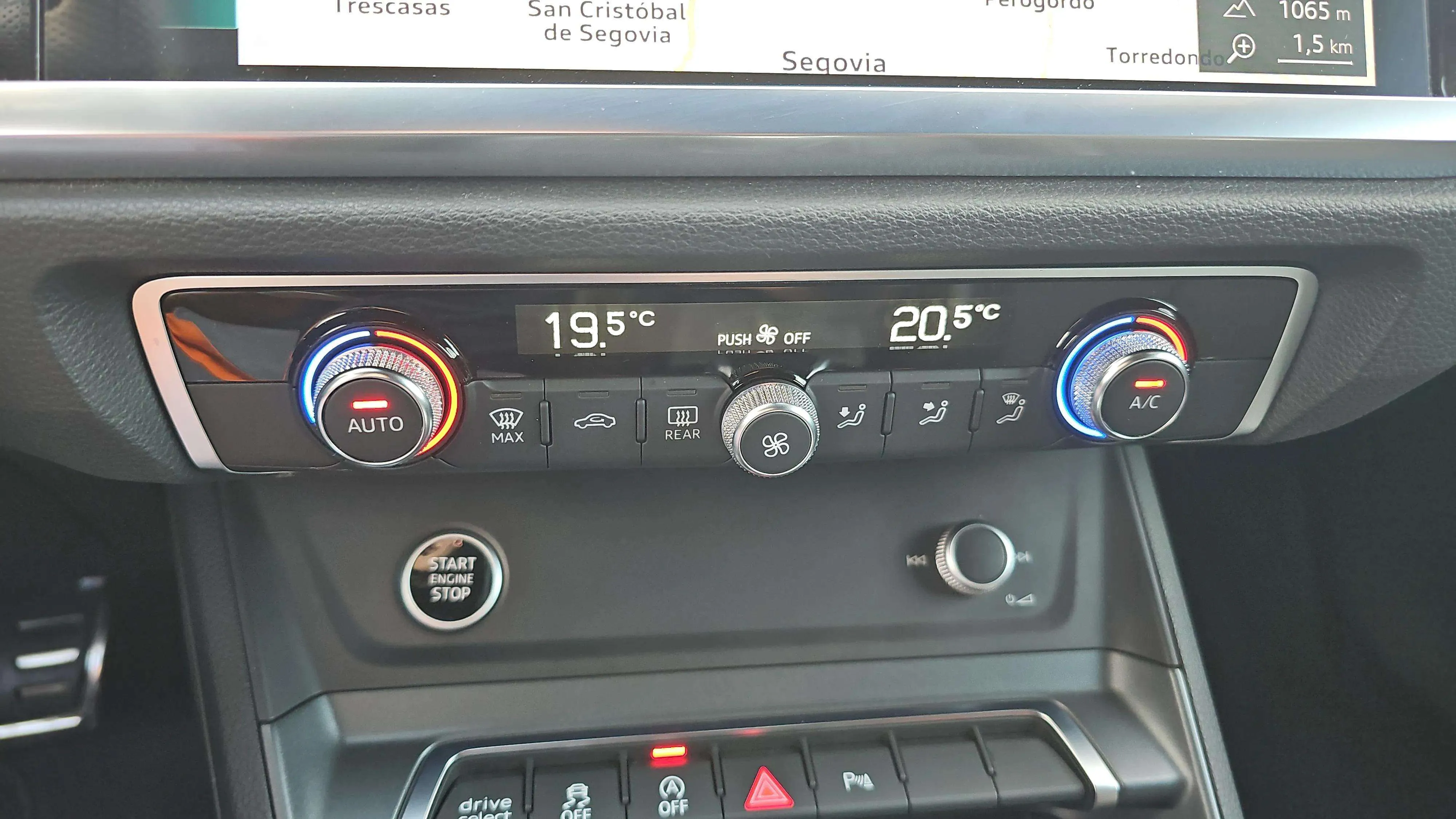 Audi Q3 40 TDI S tronic quattro Black Line - foto 18