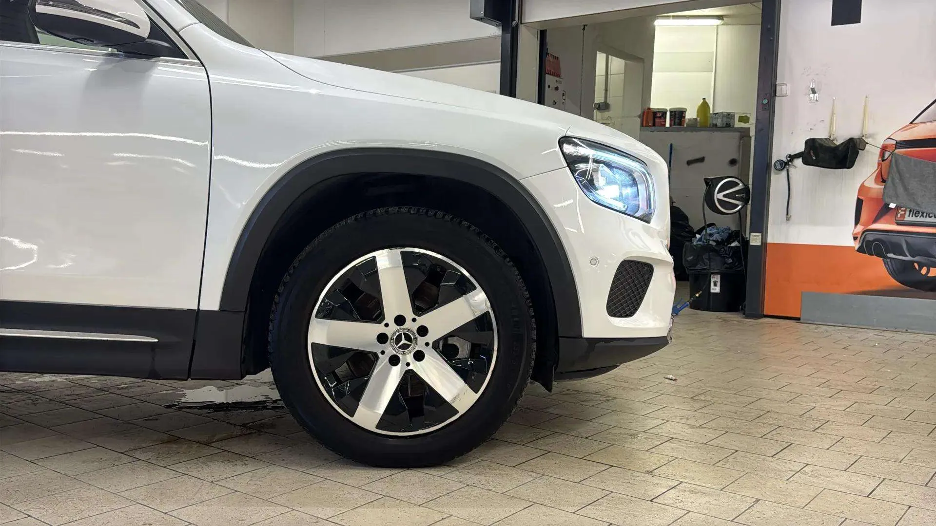 Mercedes-Benz GLB 2.0 GLB 200 D DCT - foto 9