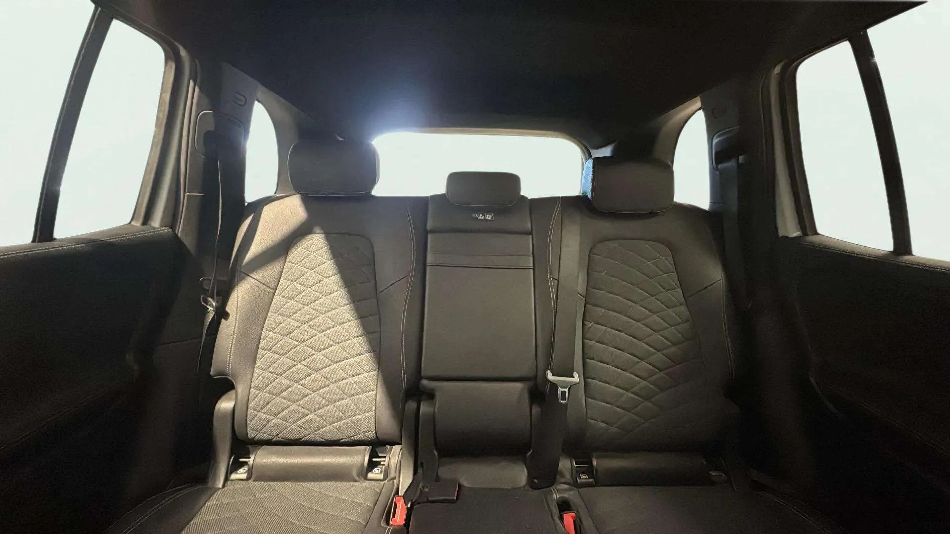 Mercedes-Benz GLB 2.0 GLB 200 D DCT - foto 19