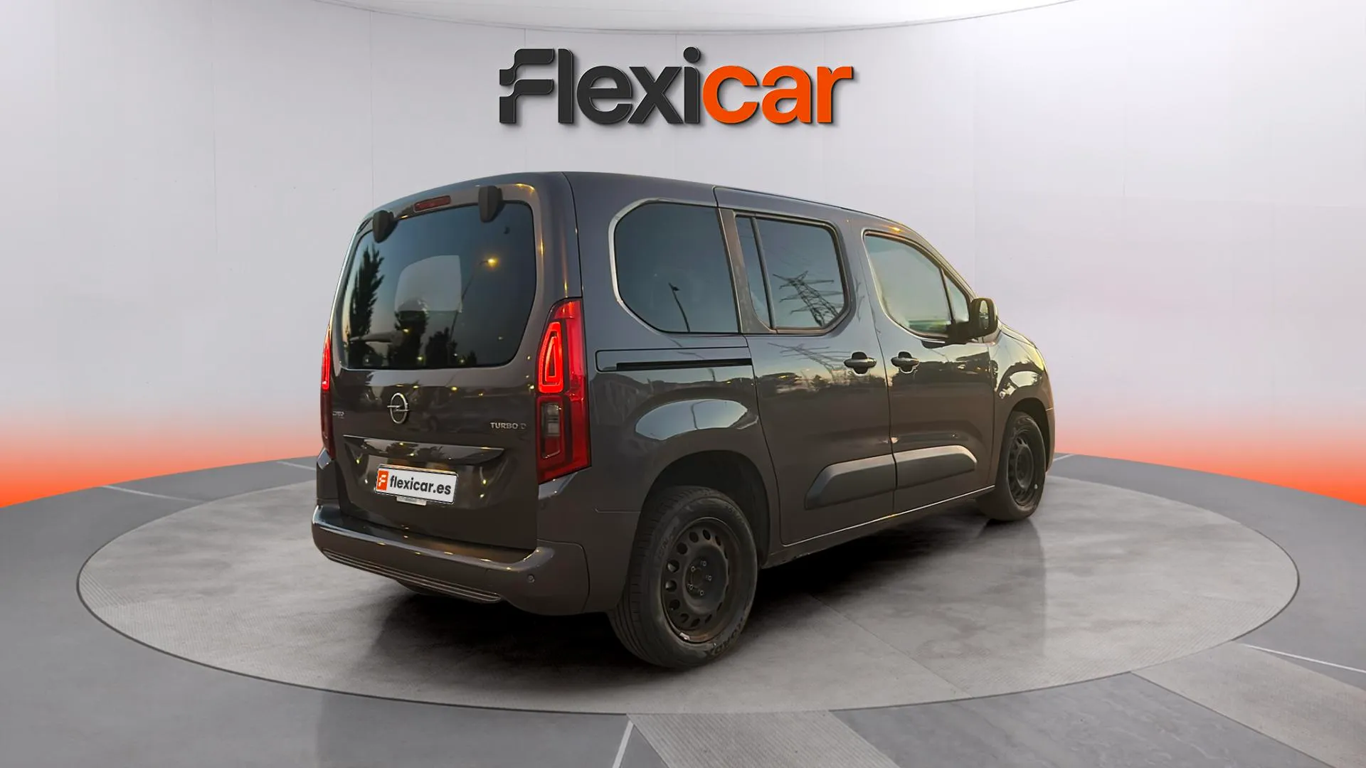 Opel Combo 1.5 TD Selective XL Aut - foto 7