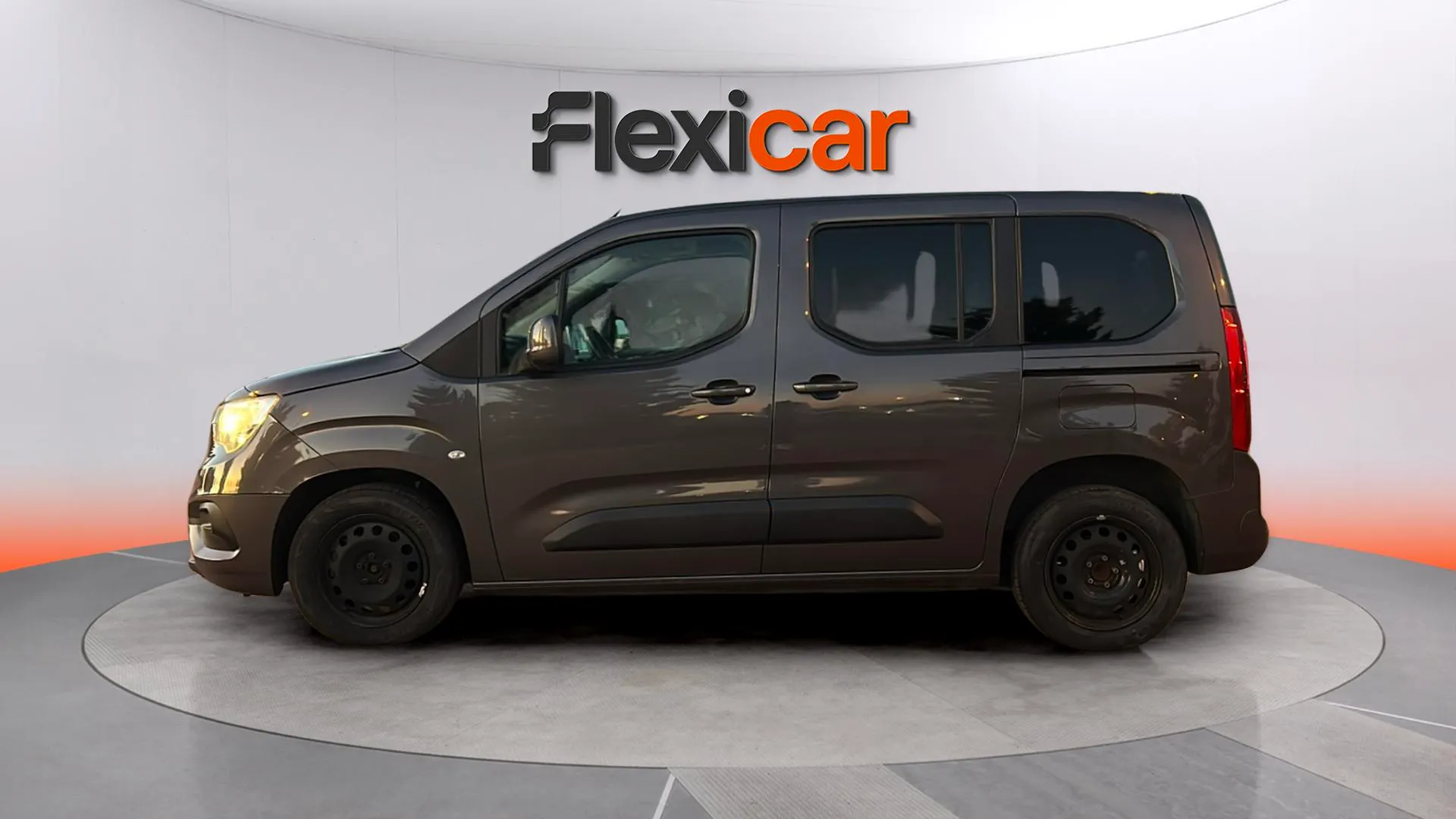 Opel Combo 1.5 TD Selective XL Aut - foto 4