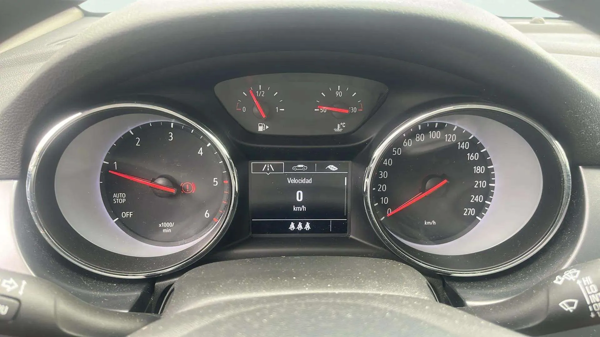 Opel Astra 1.6 CDTi Selective ST - foto 9