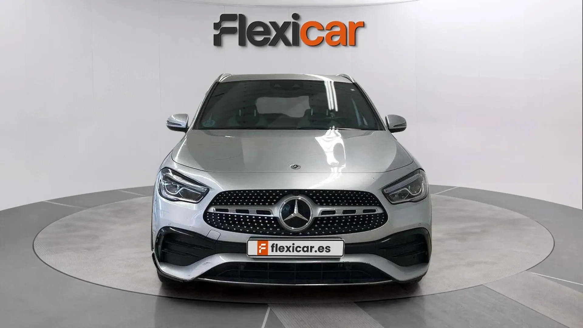 Mercedes-Benz GLA 200 D - foto 2