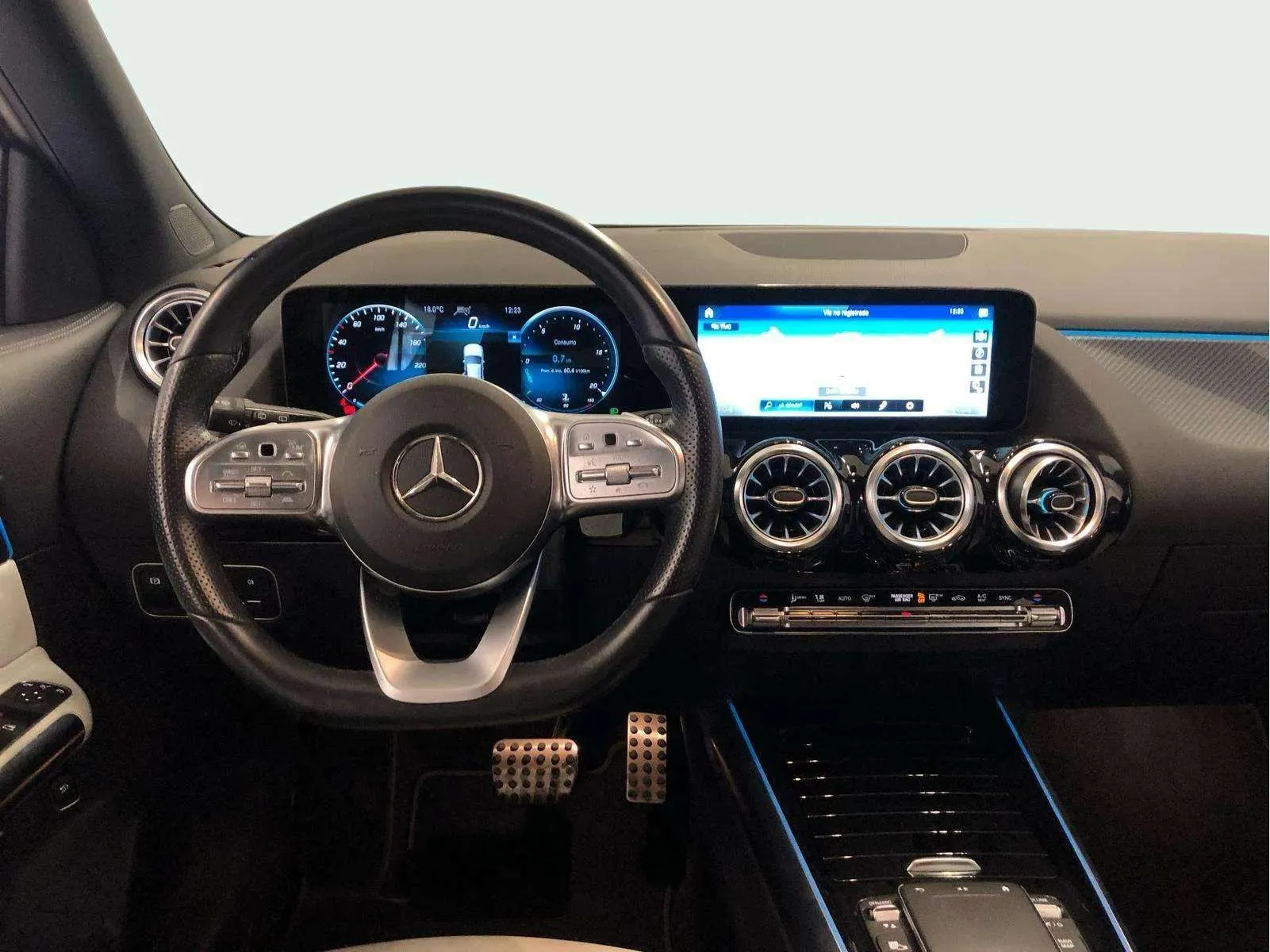 Mercedes-Benz GLA 200 D - foto 10