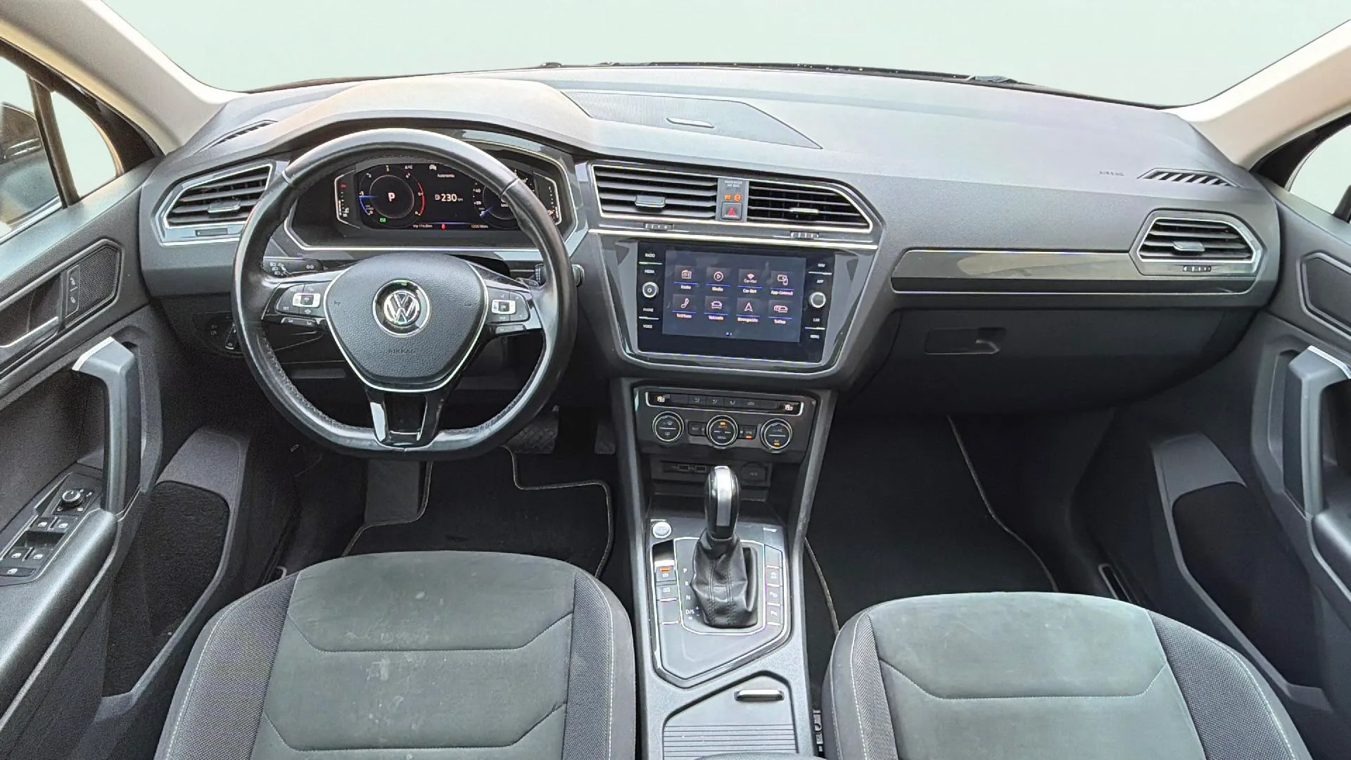 Volkswagen Tiguan Advance 2.0 TDI DSG - foto 6