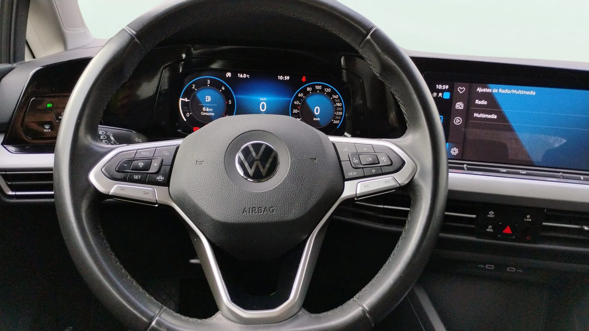 Volkswagen Golf Life 2.0 TDI DSG Variant - foto 10