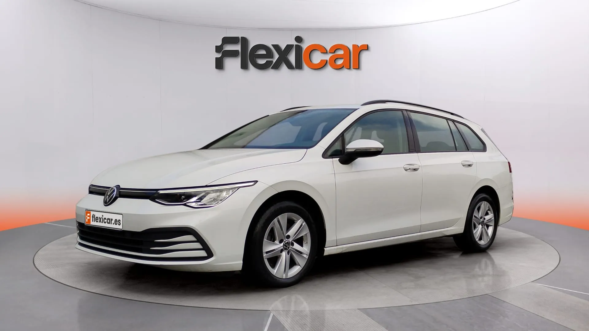 Volkswagen Golf Life 2.0 TDI DSG Variant - foto 7