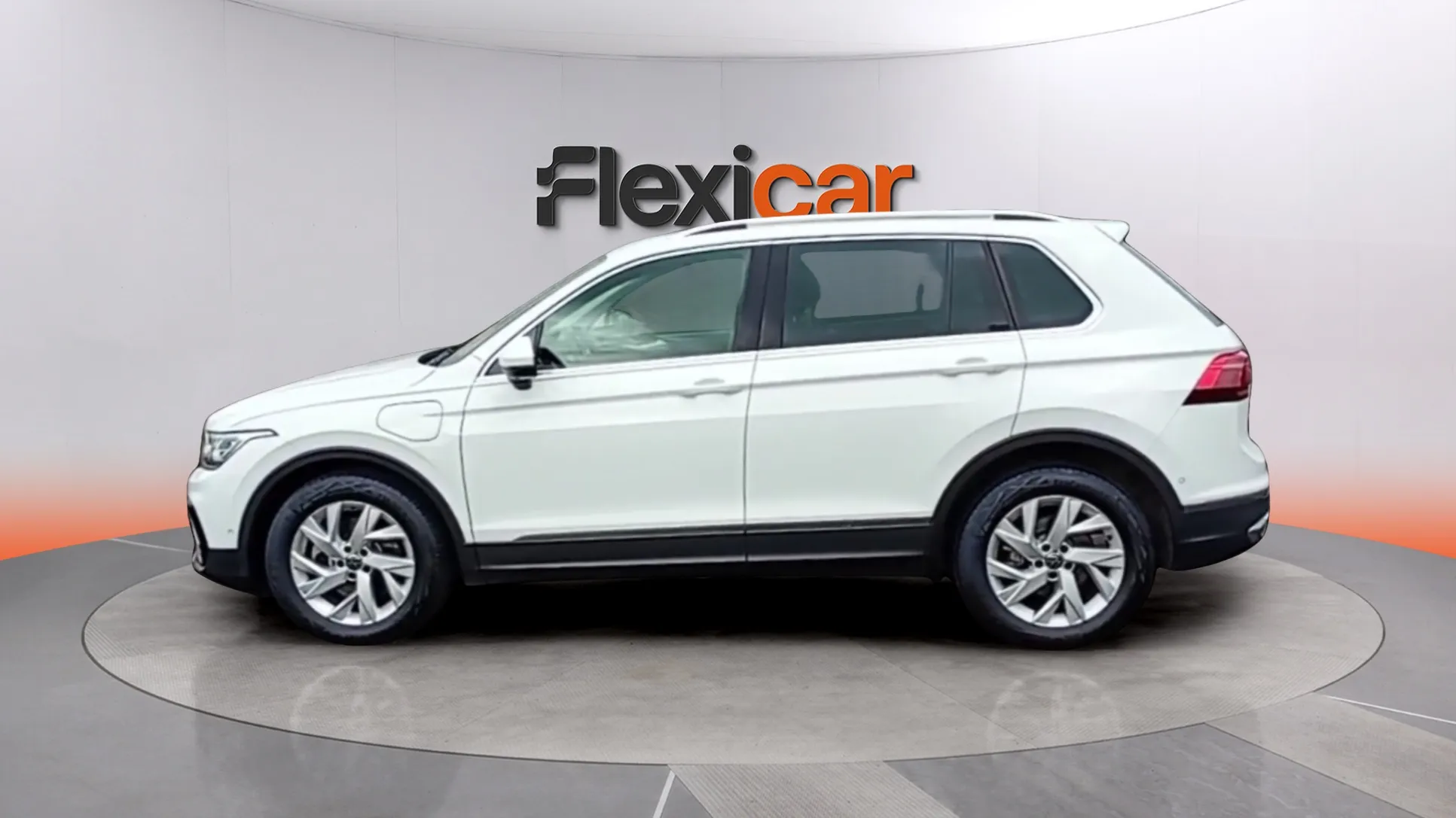 Volkswagen Tiguan Life 1.4 TSI eHybrid DSG - foto 4