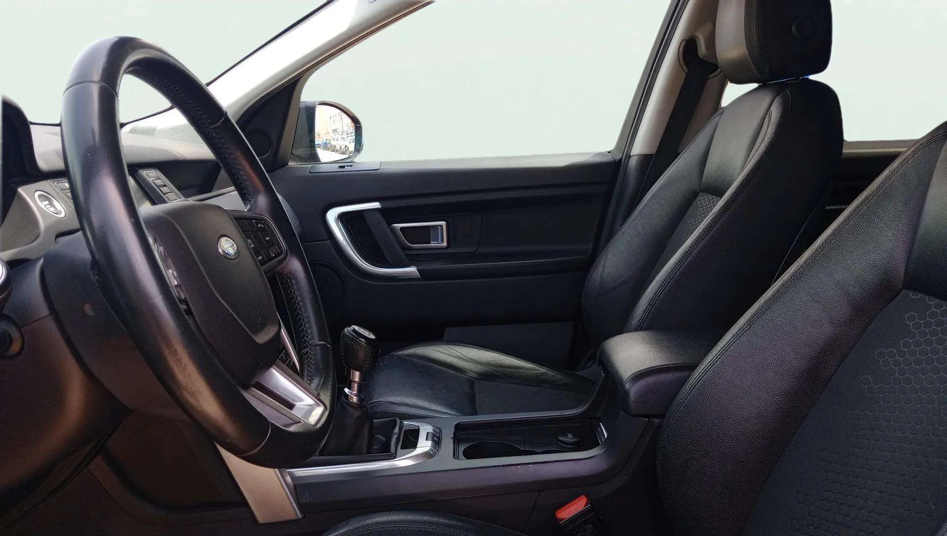 Land Rover Discovery Sport 2.0L eD4 4x2 HSE - foto 9