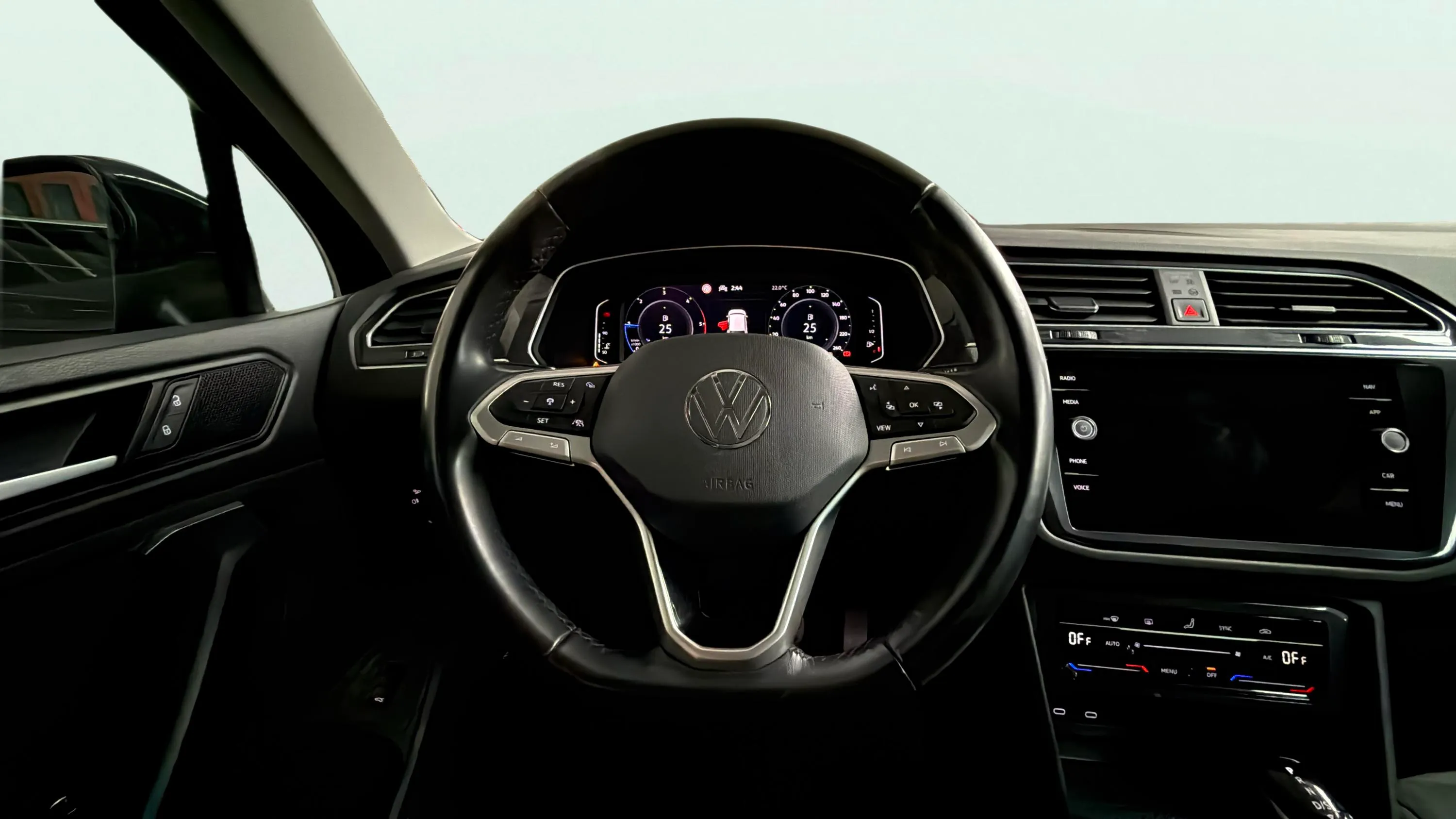 Volkswagen Tiguan Life 2.0 TDI DSG - foto 15